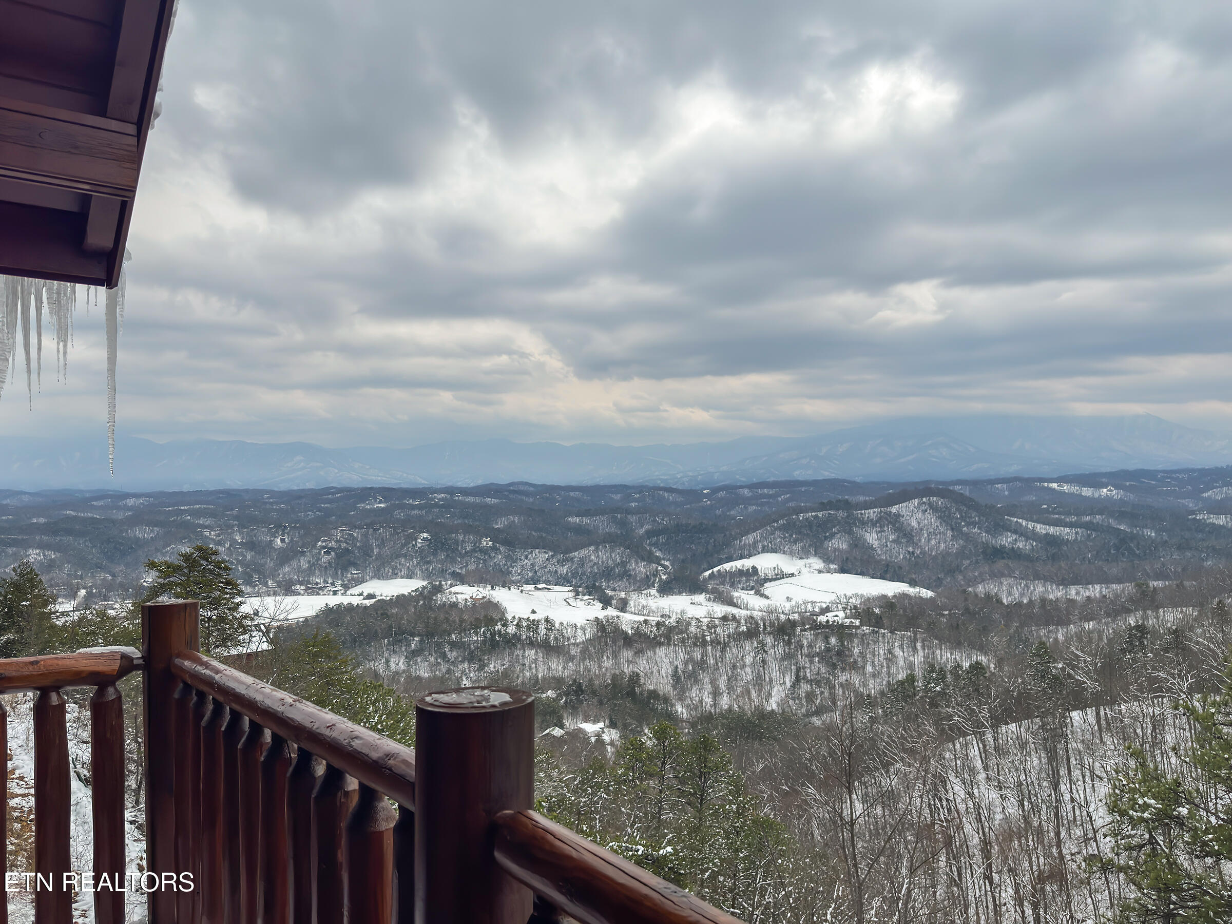 2517 Look Afar View Drive Sevierville TN 37876