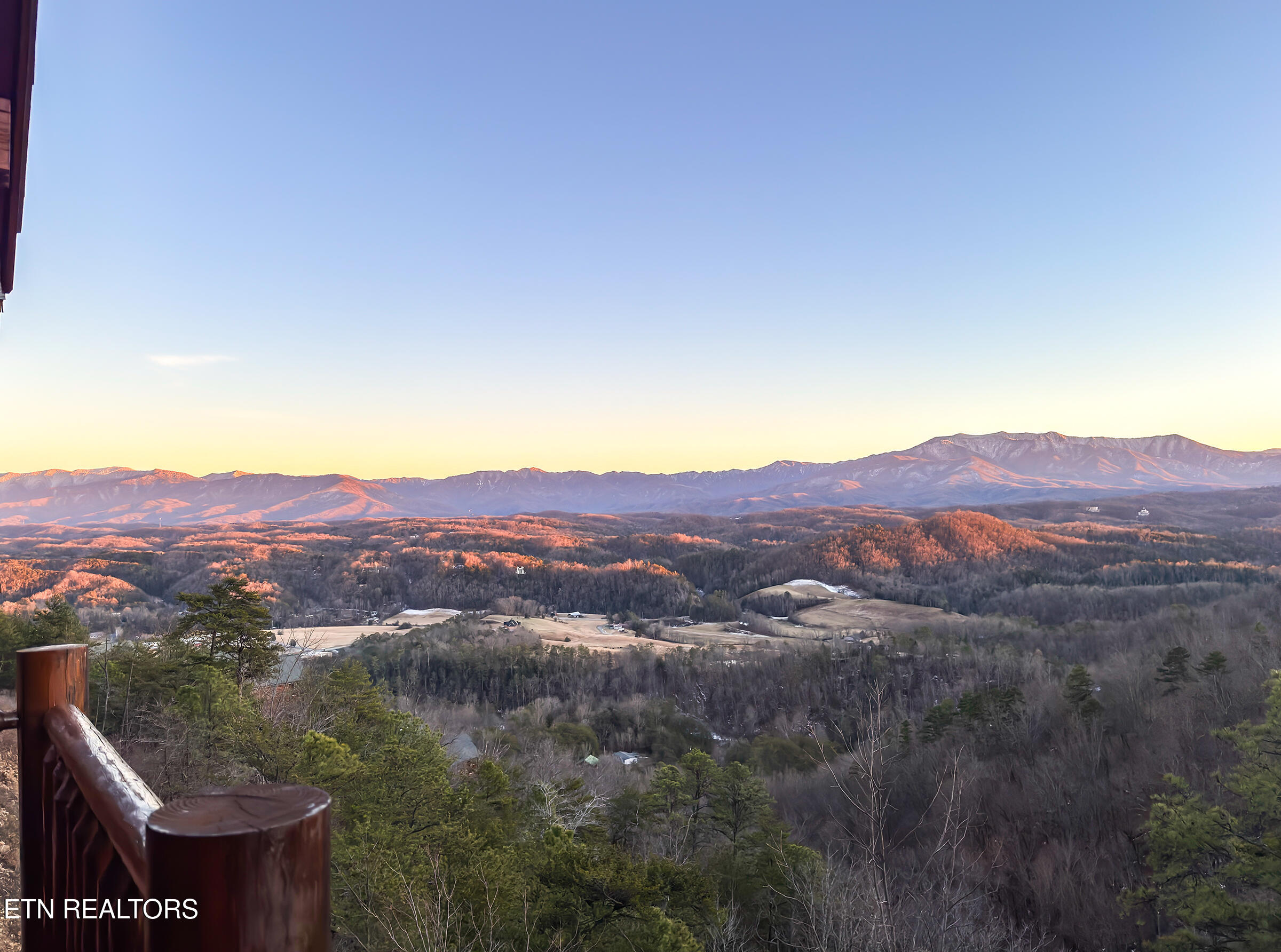 2517 Look Afar View Drive Sevierville TN 37876