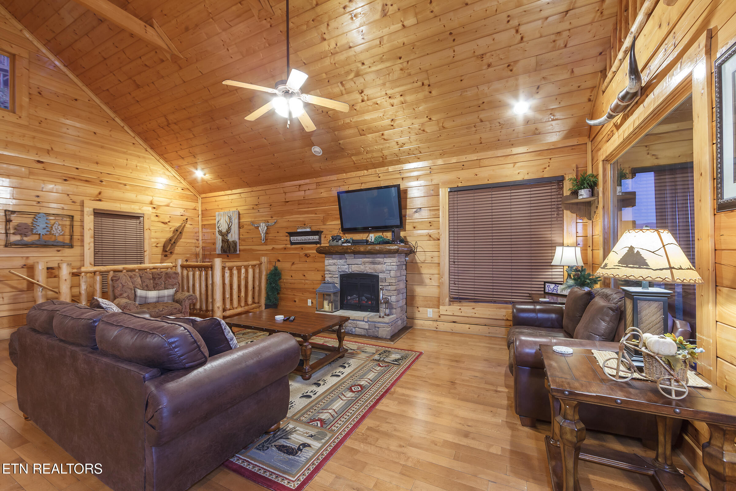 2517 Look Afar View Drive Sevierville TN 37876