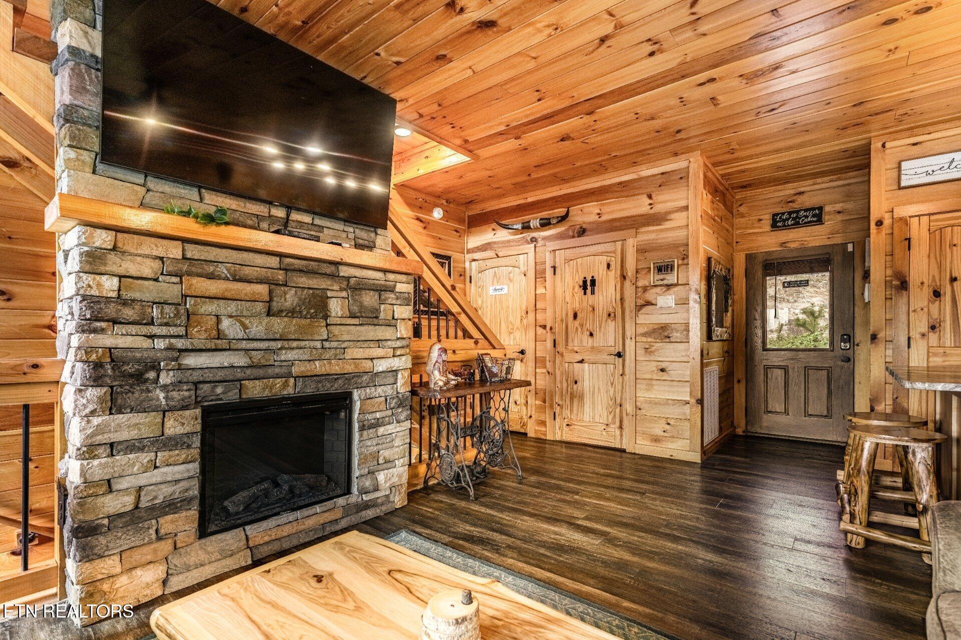 1876 Billard Way Sevierville TN 37876