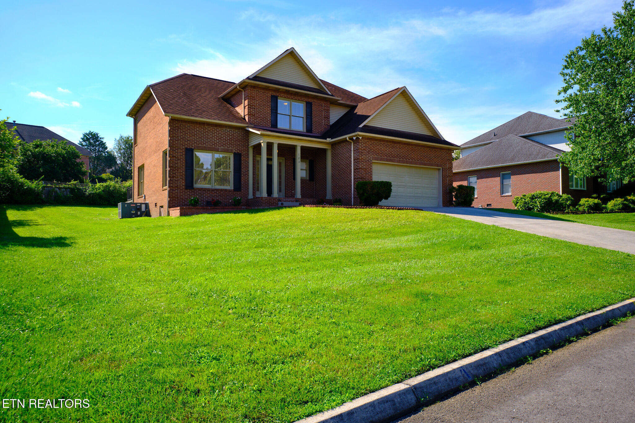 123 Capital Circle Oak Ridge TN 37830