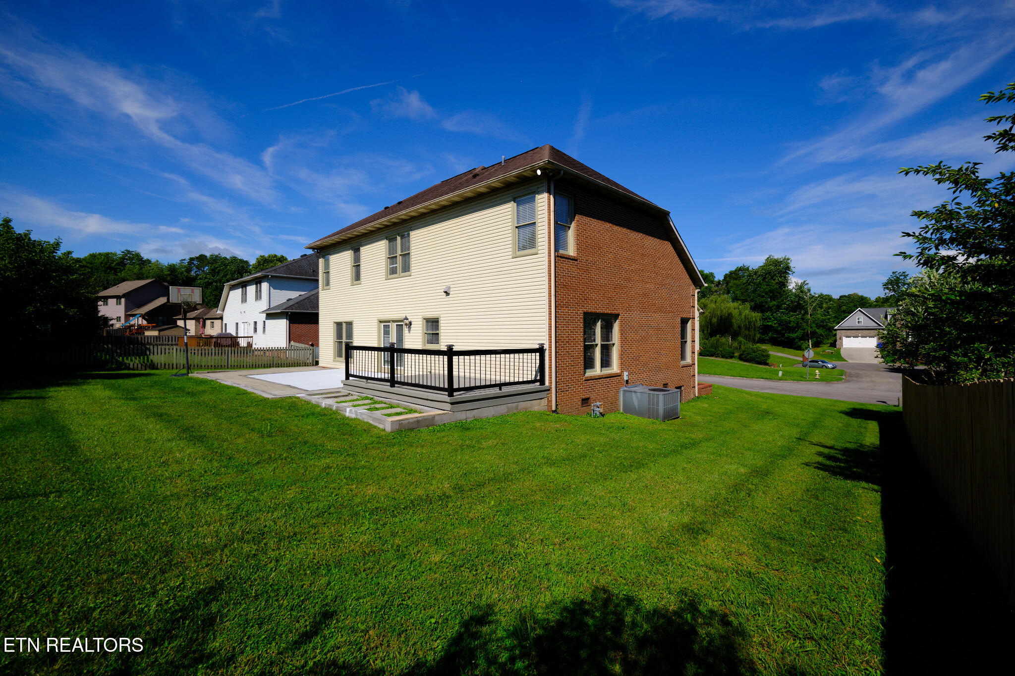 123 Capital Circle Oak Ridge TN 37830
