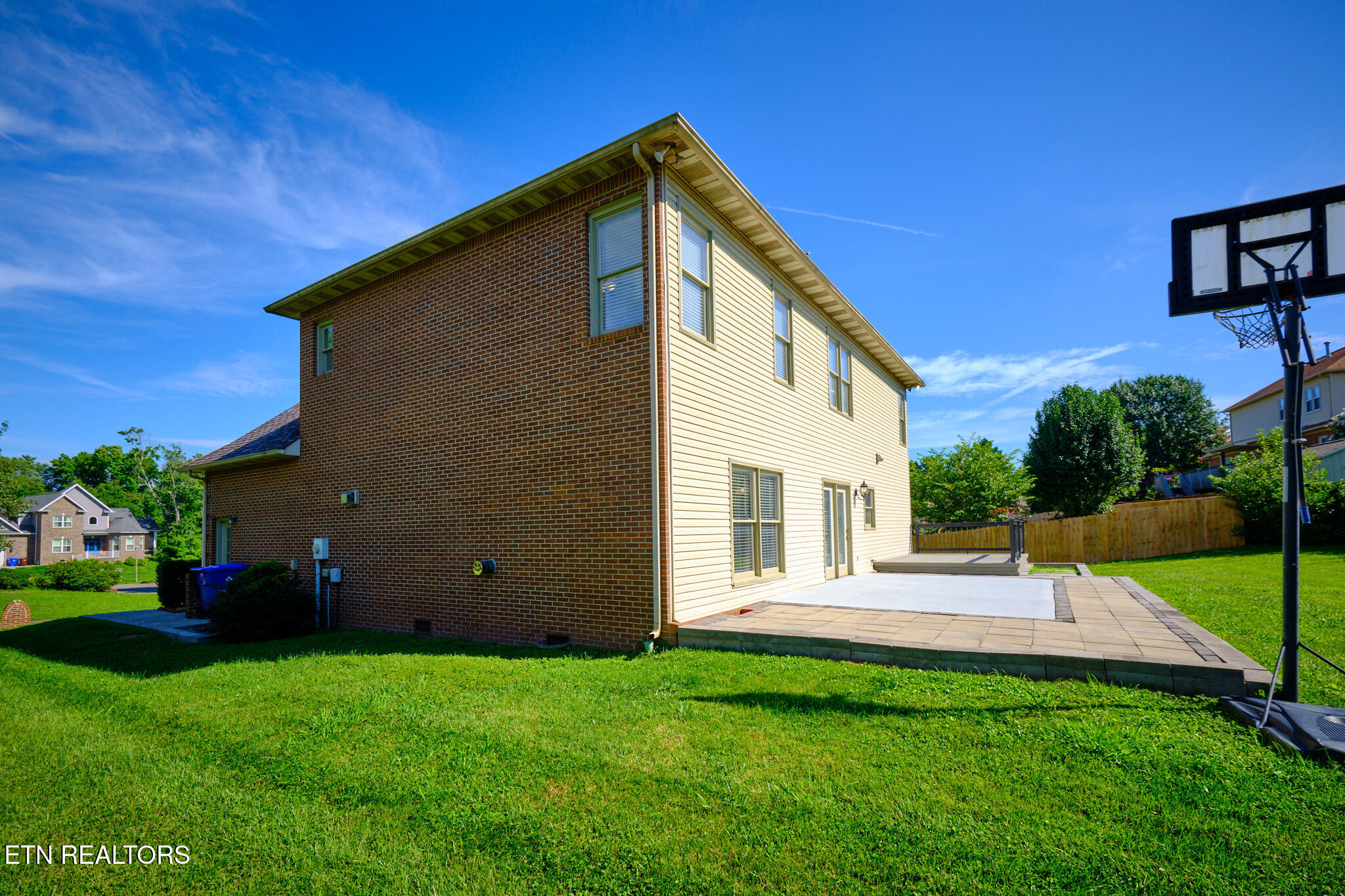 123 Capital Circle Oak Ridge TN 37830