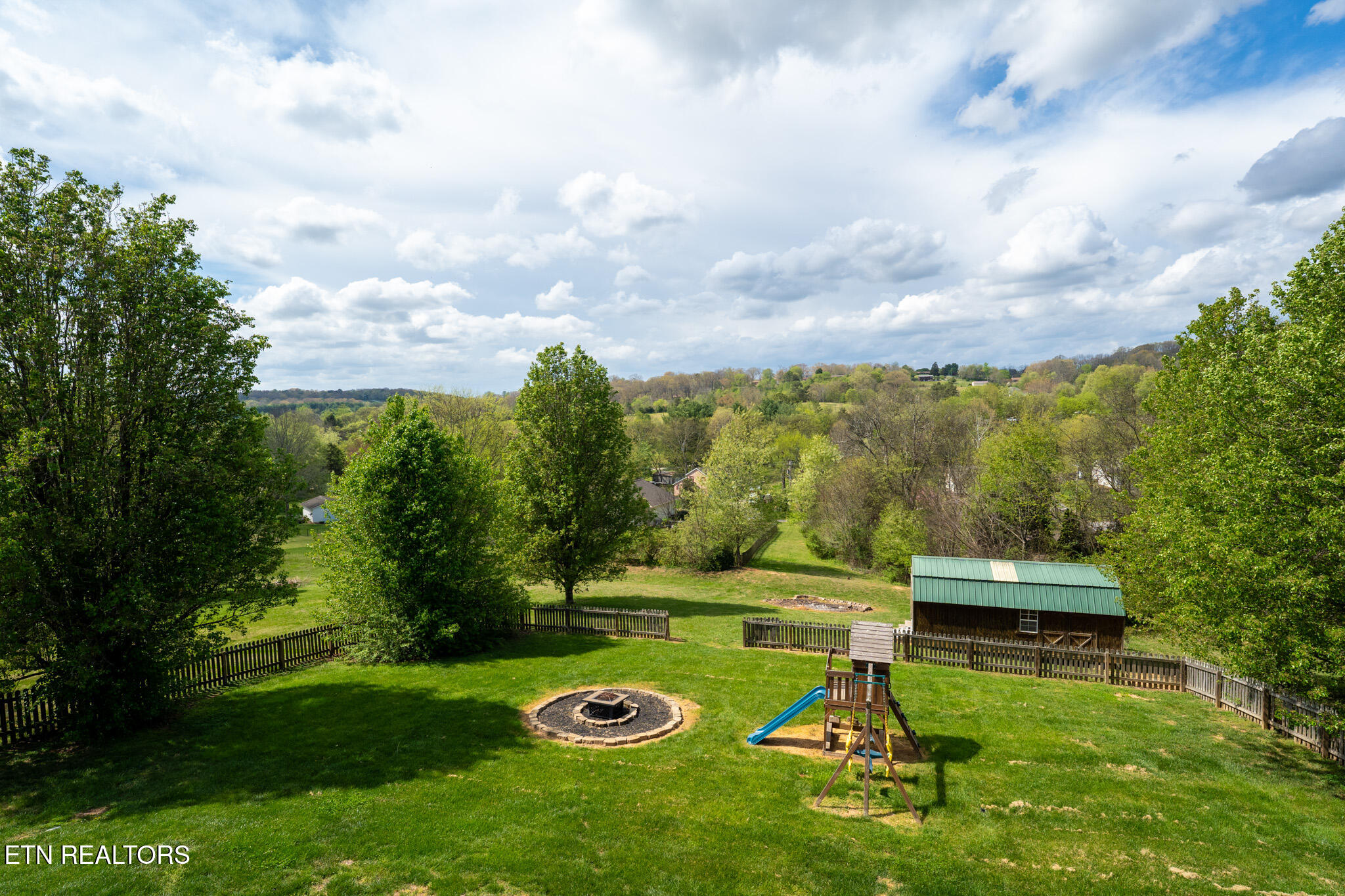 280 Hilltop Drive Lenoir City TN 37772