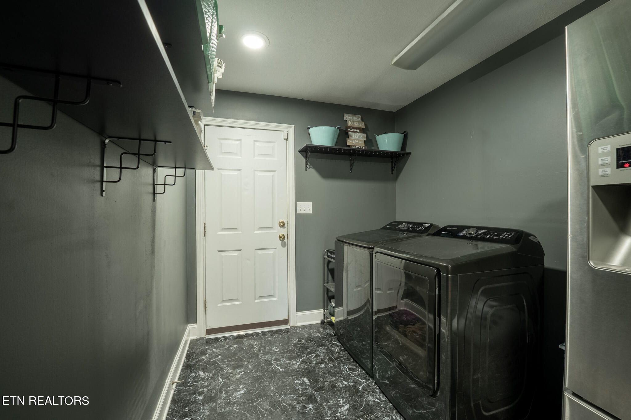280 Hilltop Drive Lenoir City TN 37772