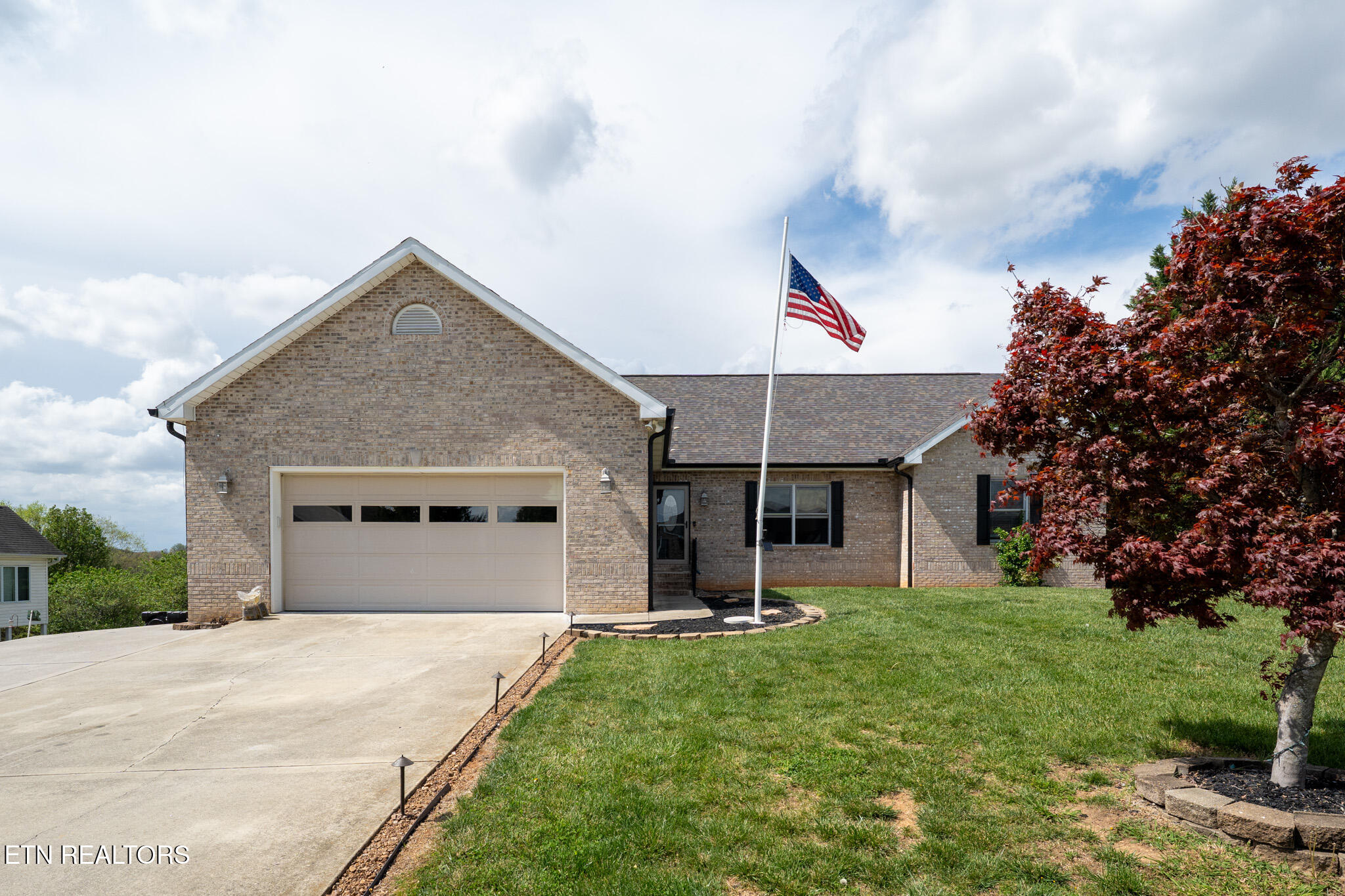 280 Hilltop Drive Lenoir City TN 37772