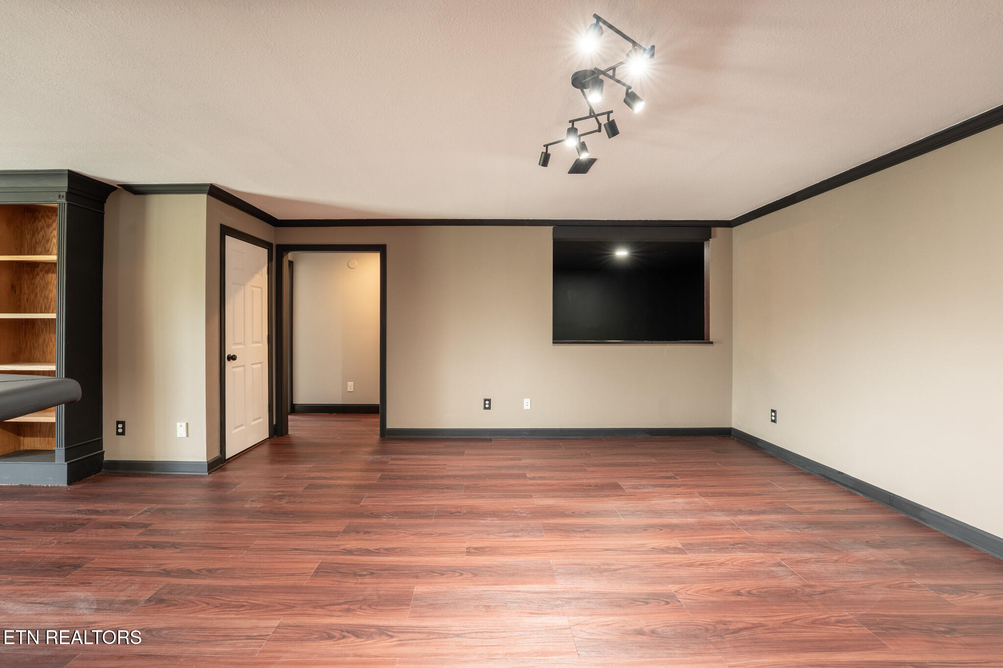 280 Hilltop Drive Lenoir City TN 37772