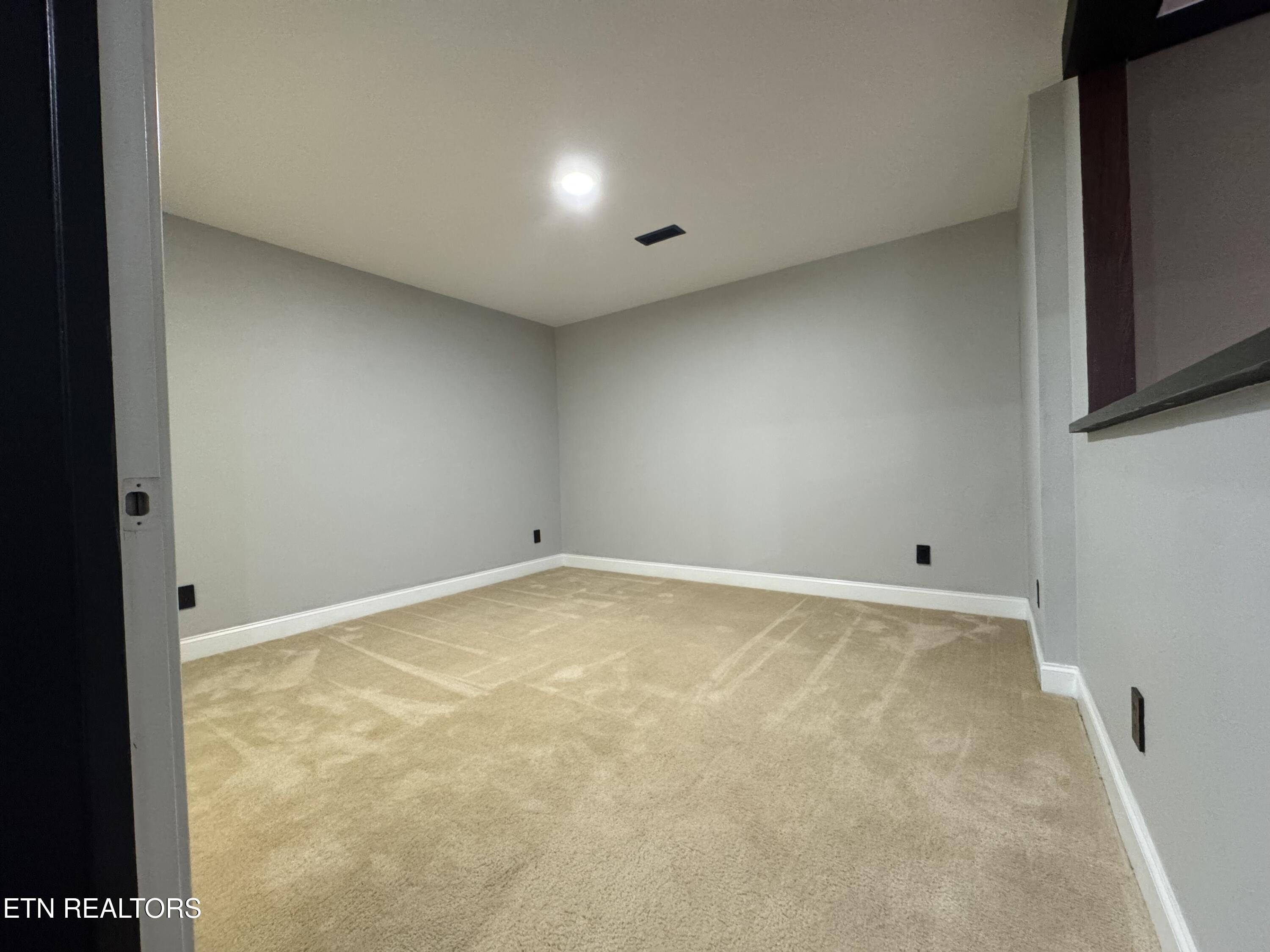 280 Hilltop Drive Lenoir City TN 37772