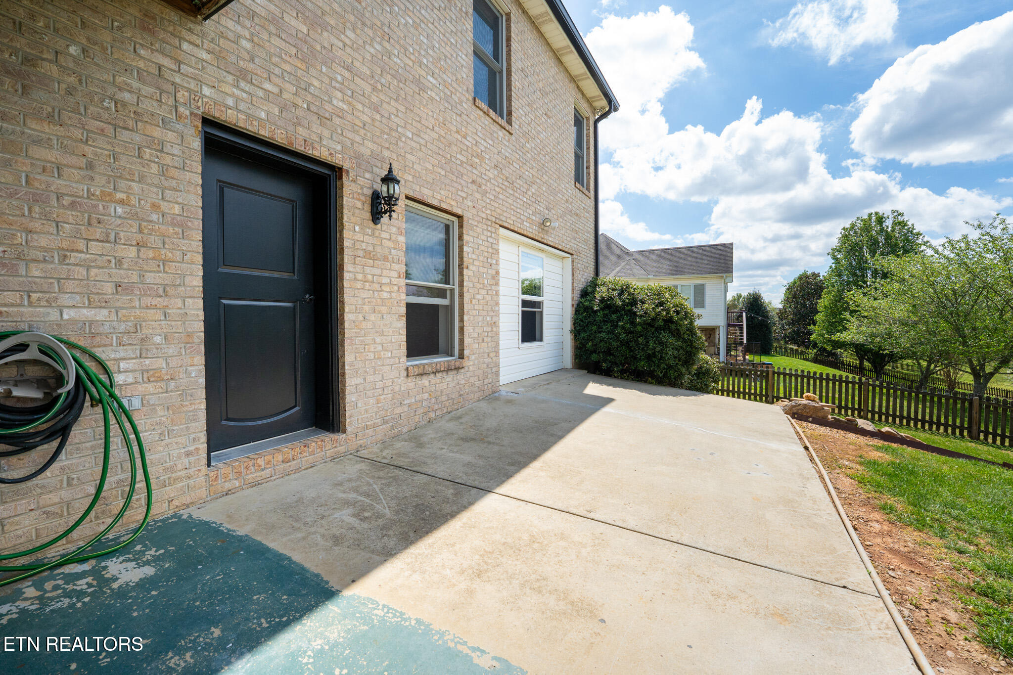 280 Hilltop Drive Lenoir City TN 37772
