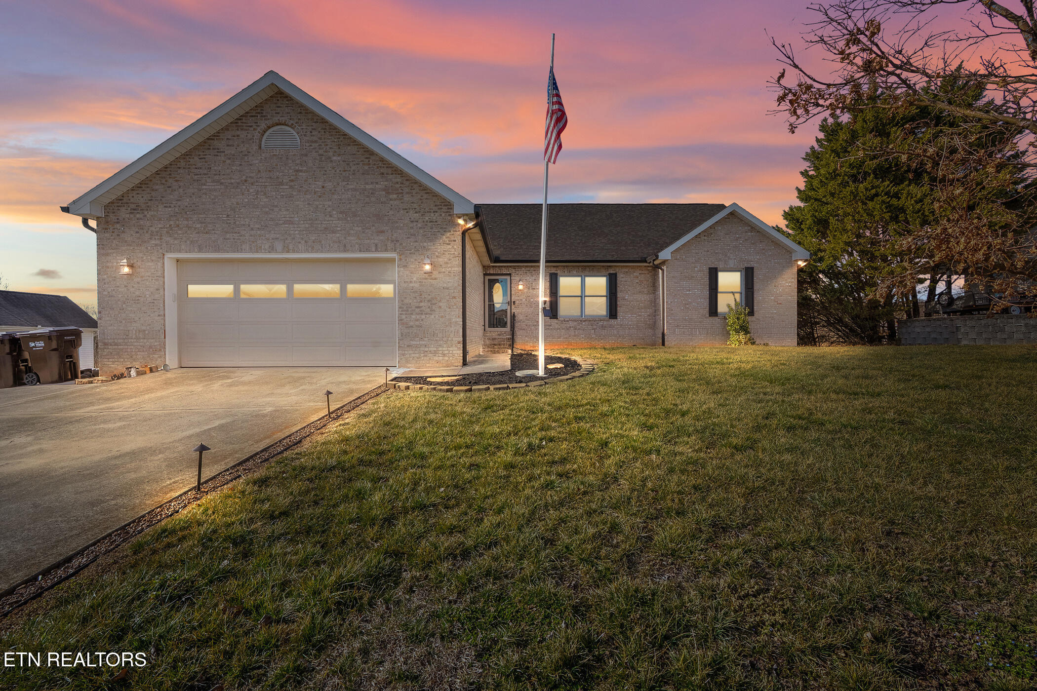 280 Hilltop Drive Lenoir City TN 37772