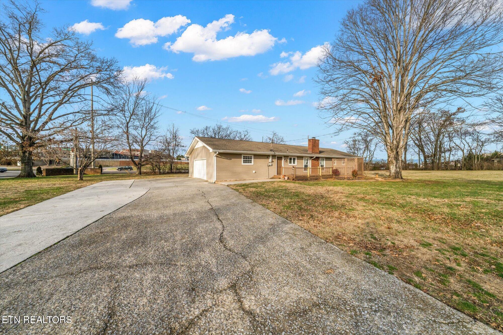 100 Essex Drive Knoxville TN 37922