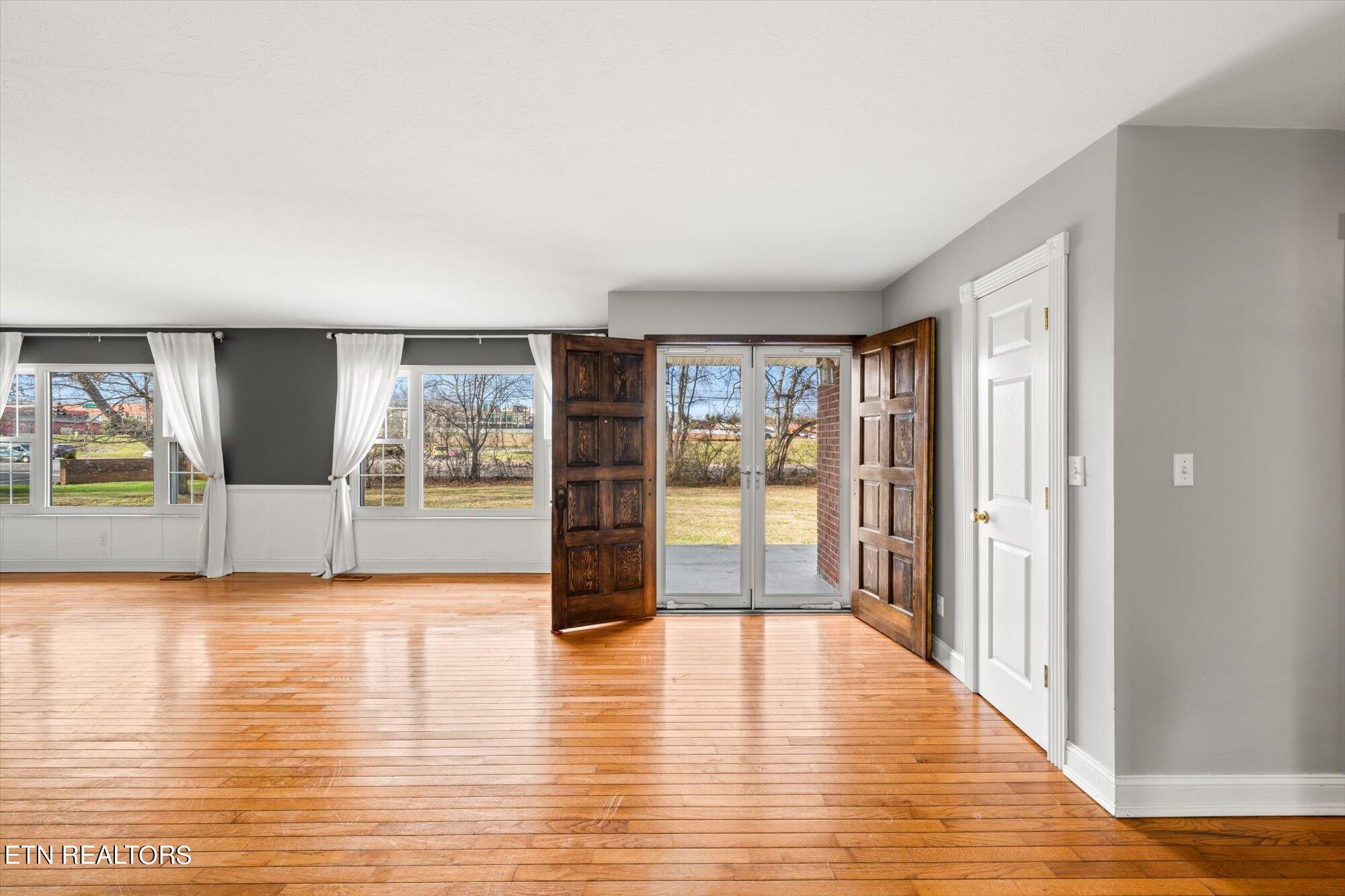 100 Essex Drive Knoxville TN 37922