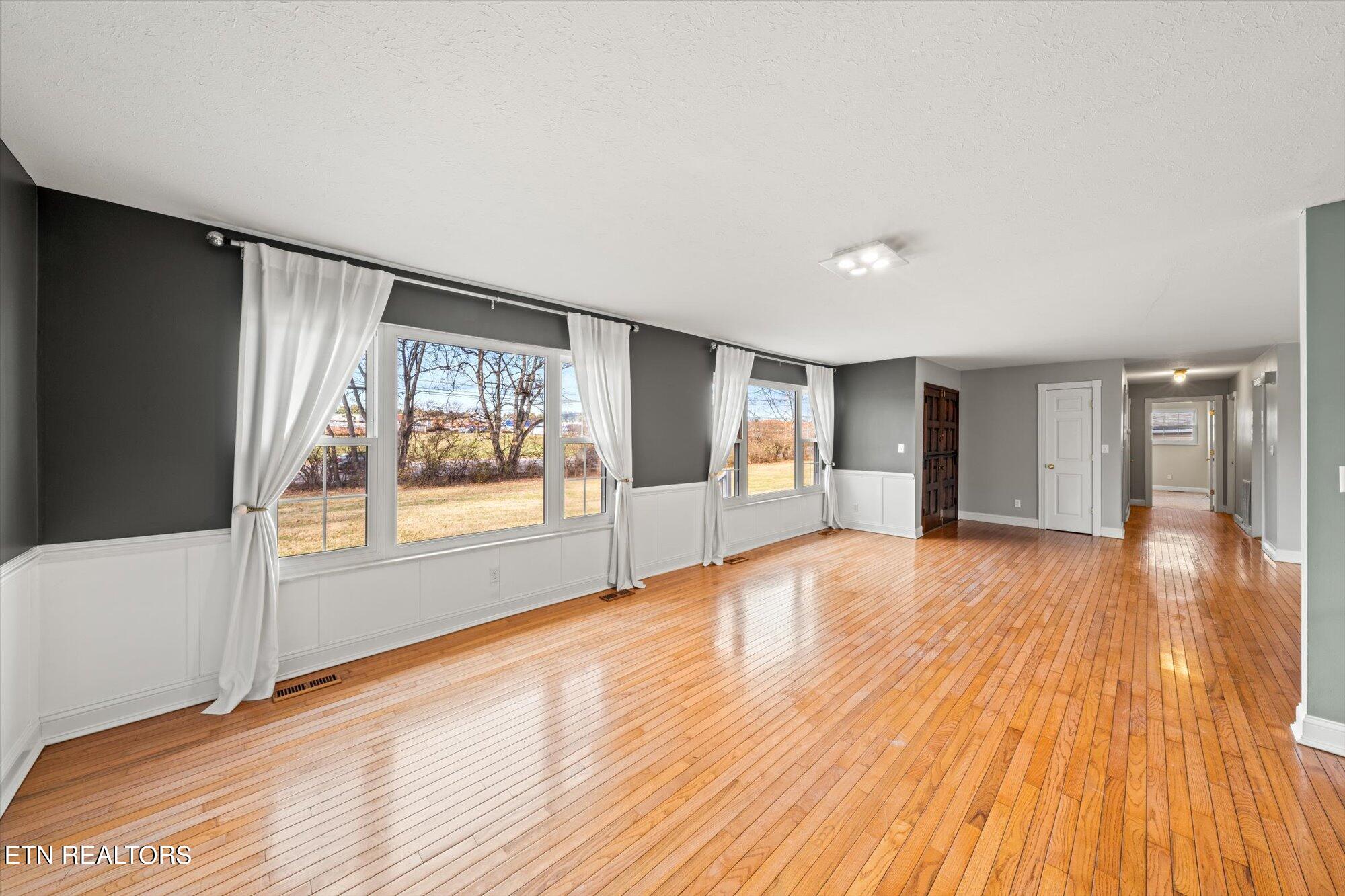 100 Essex Drive Knoxville TN 37922