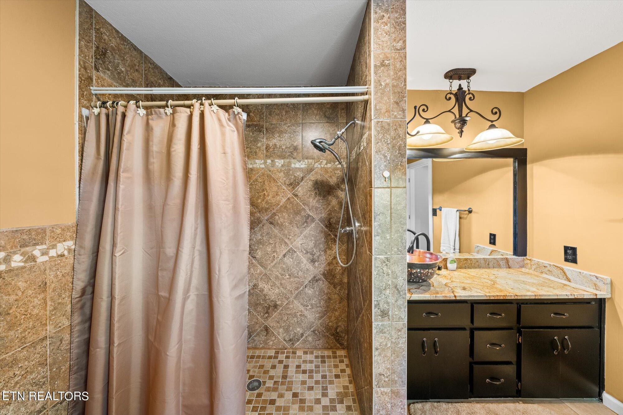 100 Essex Drive Knoxville TN 37922