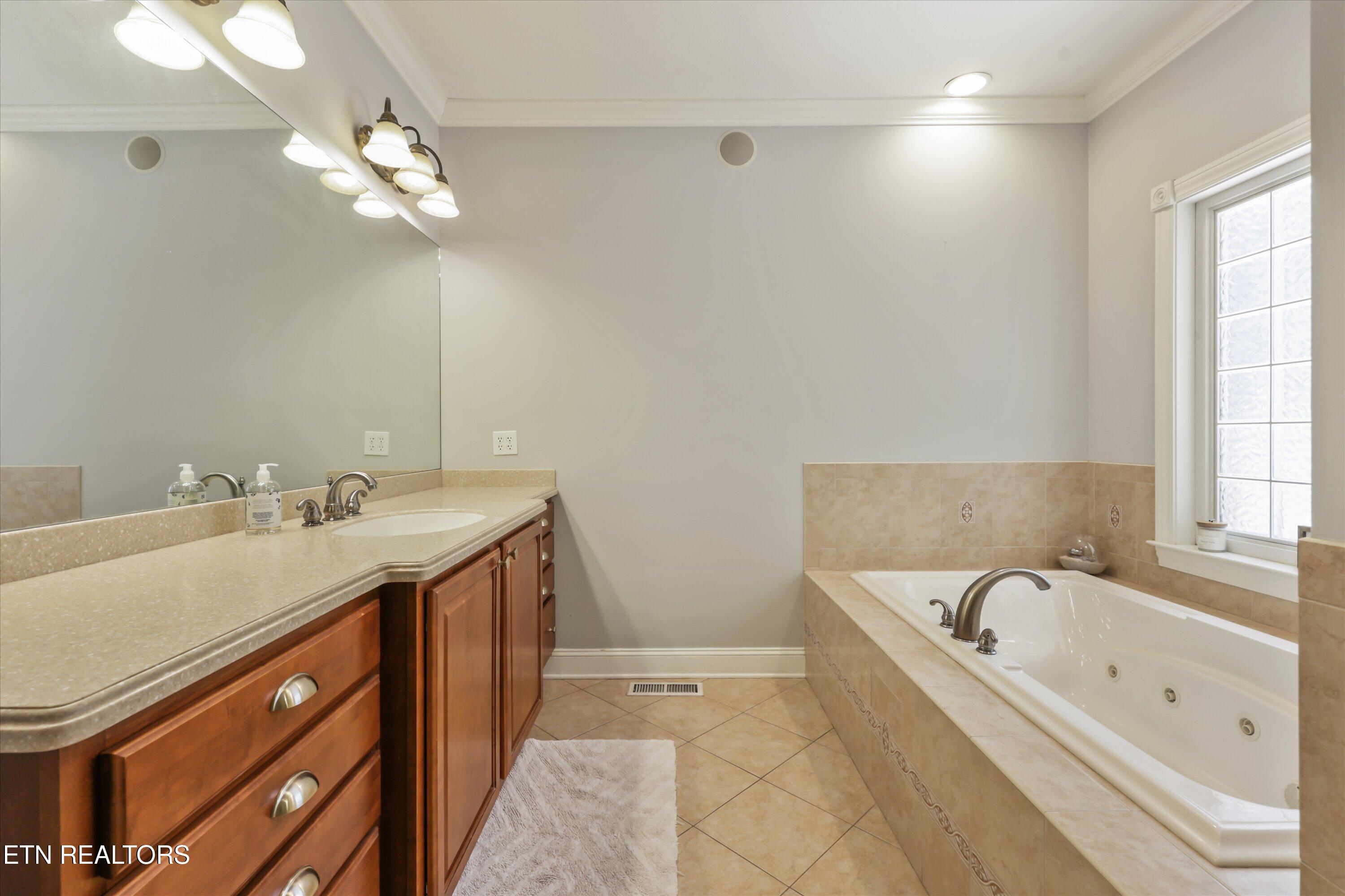 103 Winchester Circle Oak Ridge TN 37830
