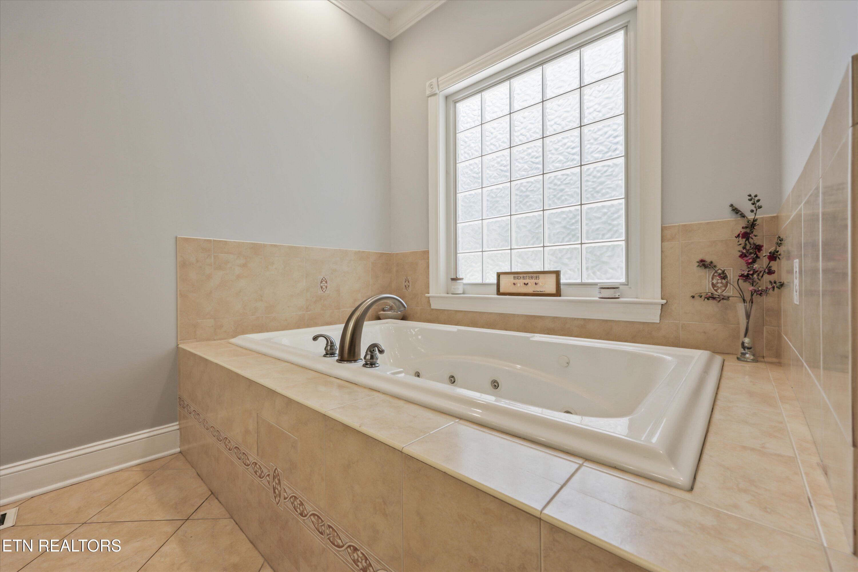 103 Winchester Circle Oak Ridge TN 37830
