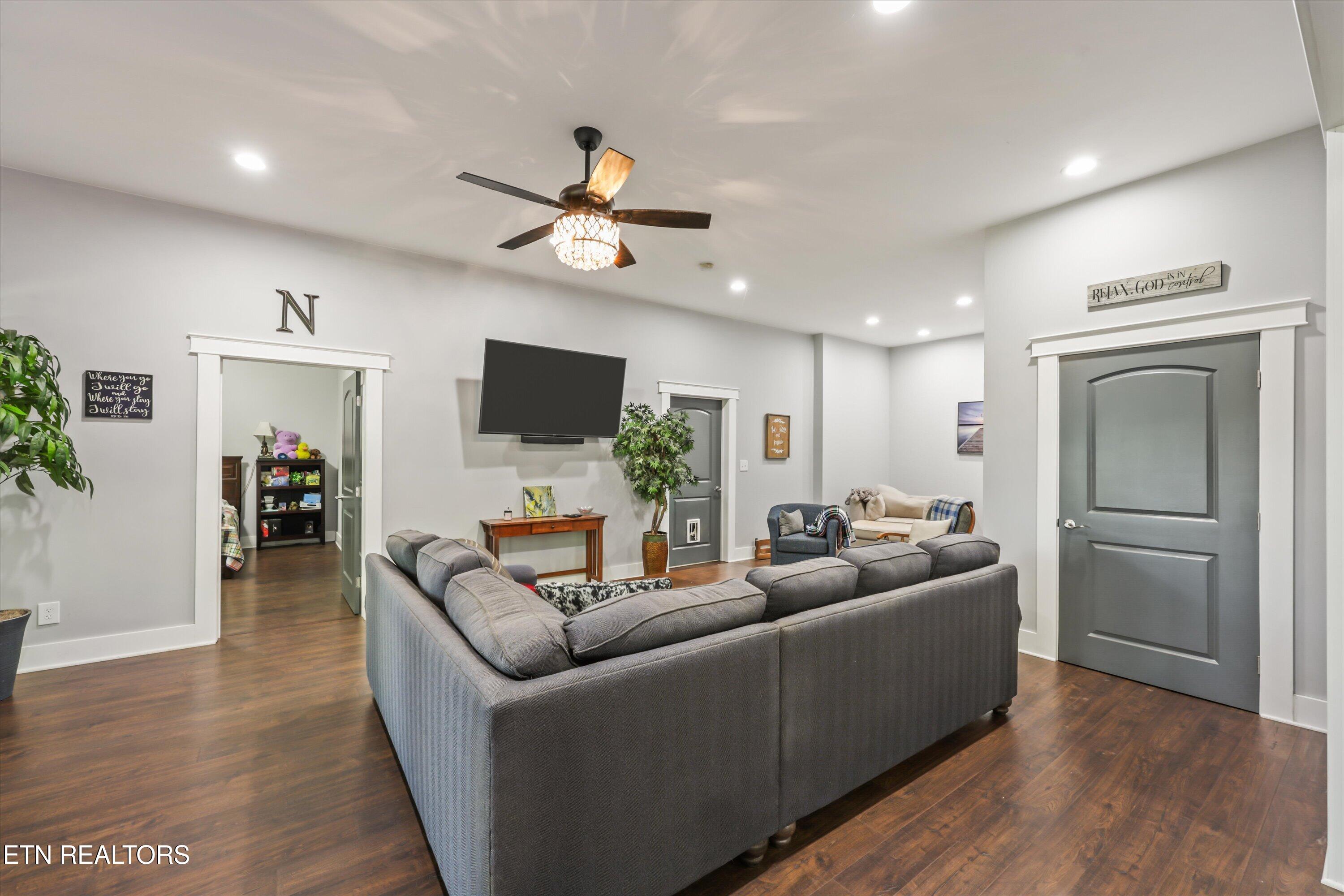 103 Winchester Circle Oak Ridge TN 37830