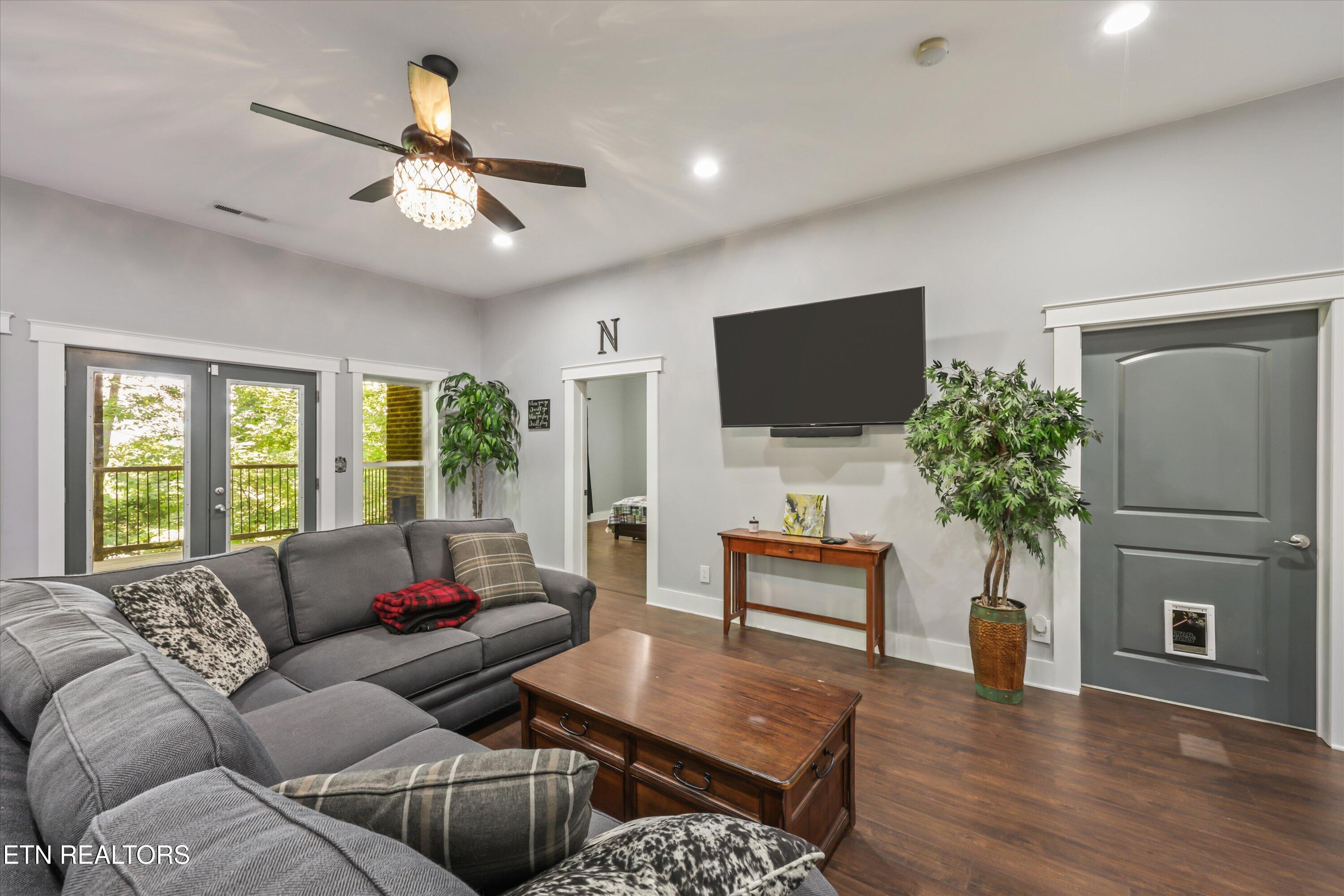 103 Winchester Circle Oak Ridge TN 37830