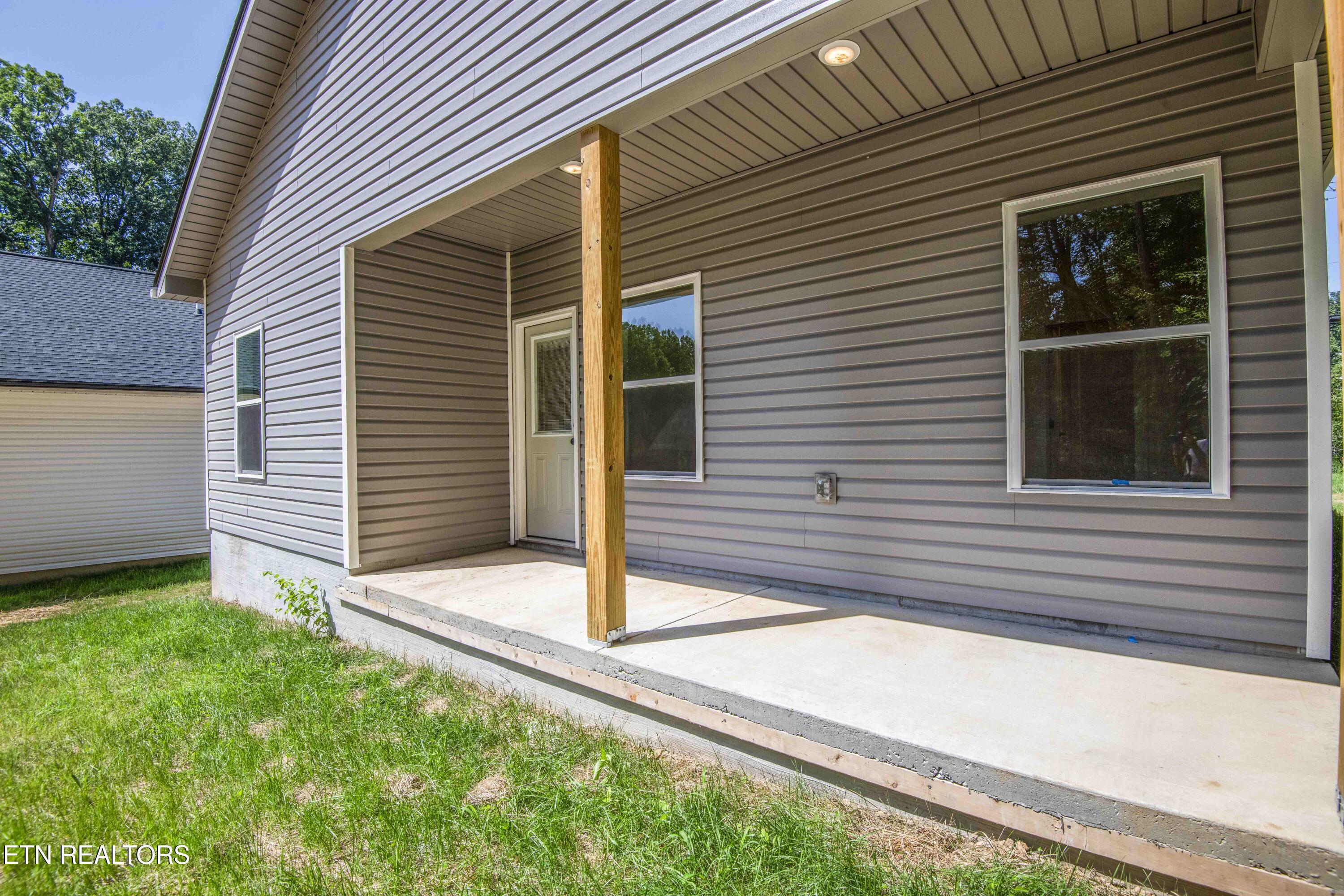 2008 Woods-smith Road Knoxville TN 37921