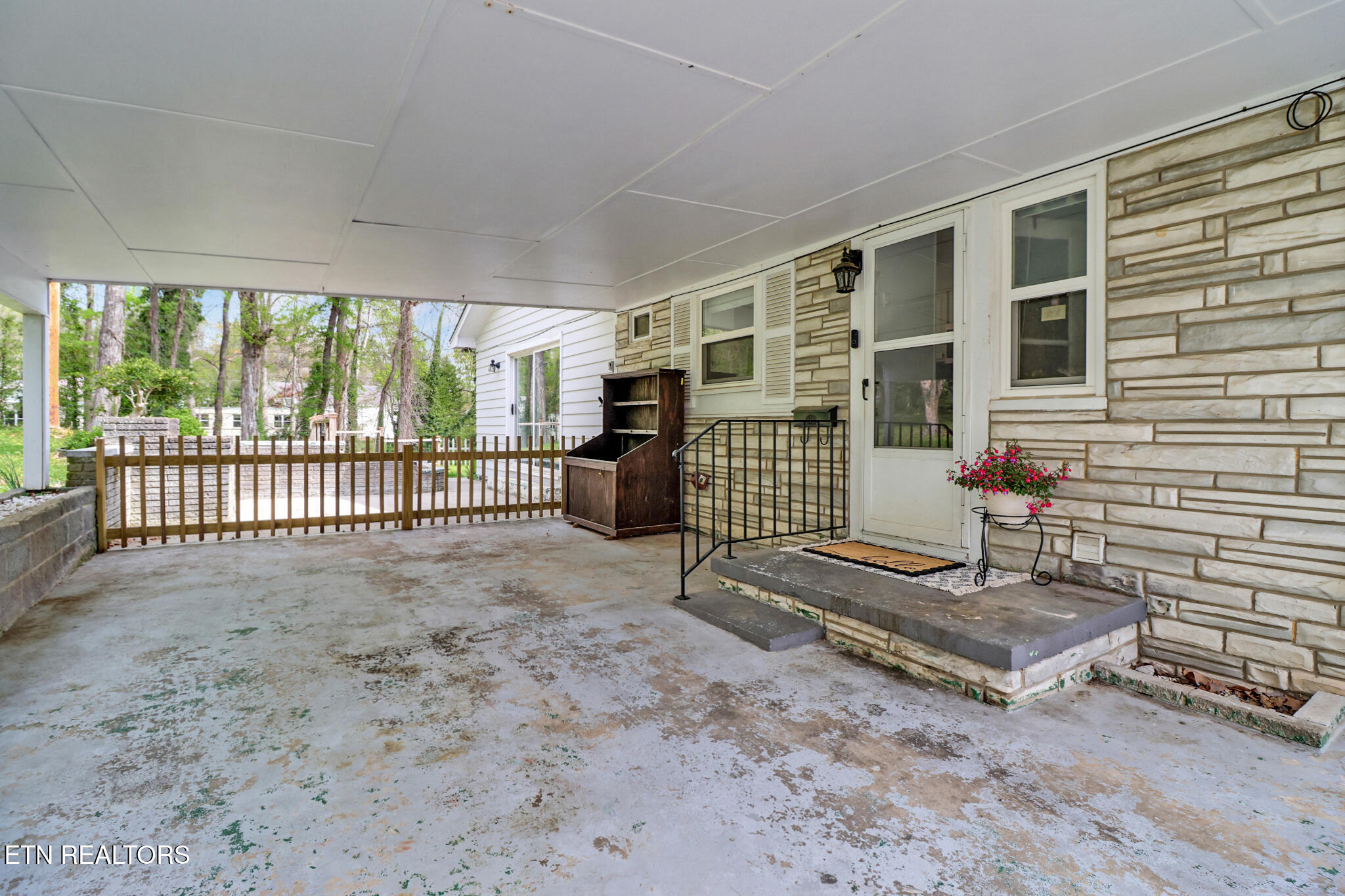 119 E Magnolia Lane Oak Ridge TN 37830