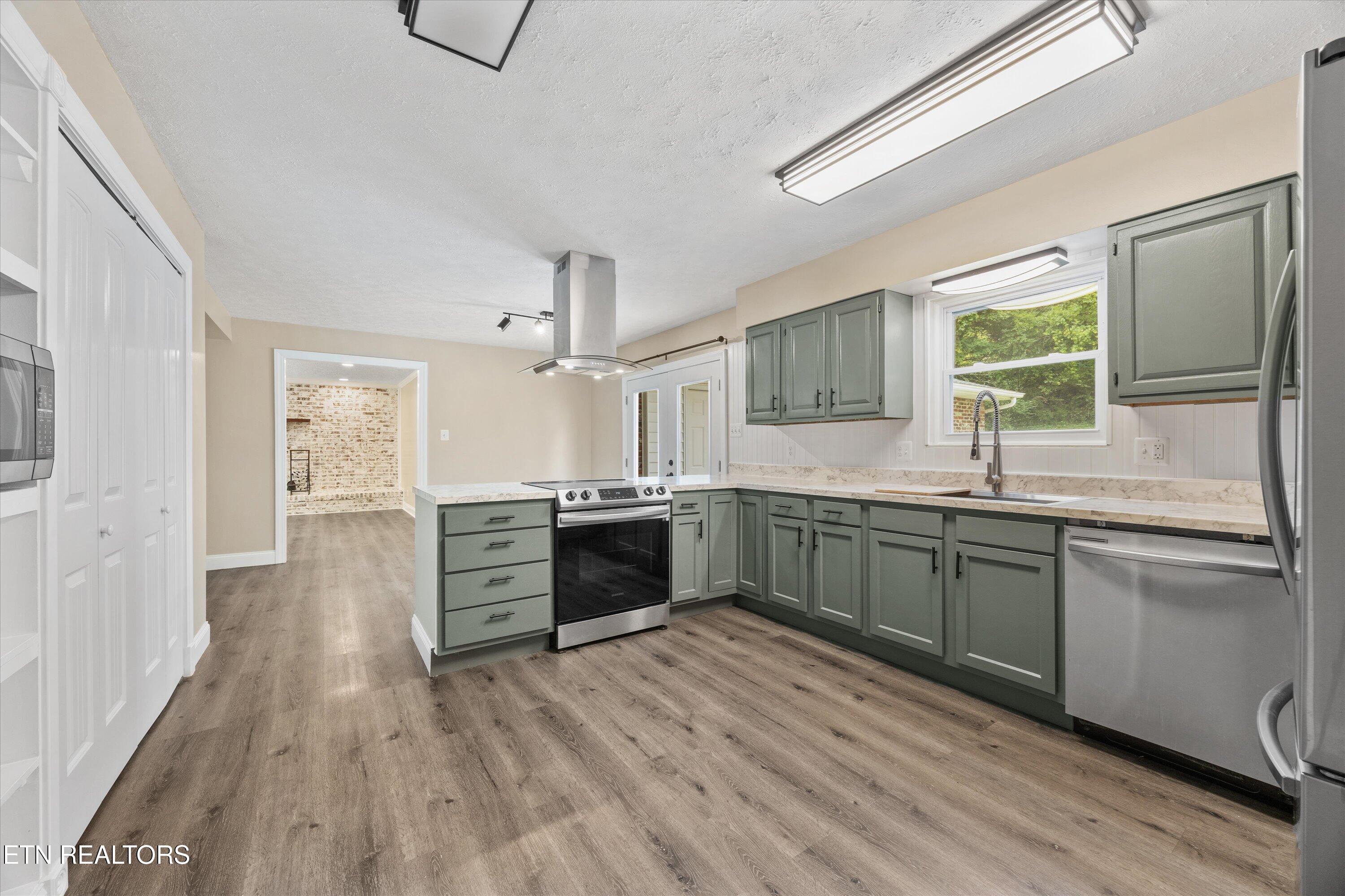 4633 Island Home Pike Knoxville TN 37920