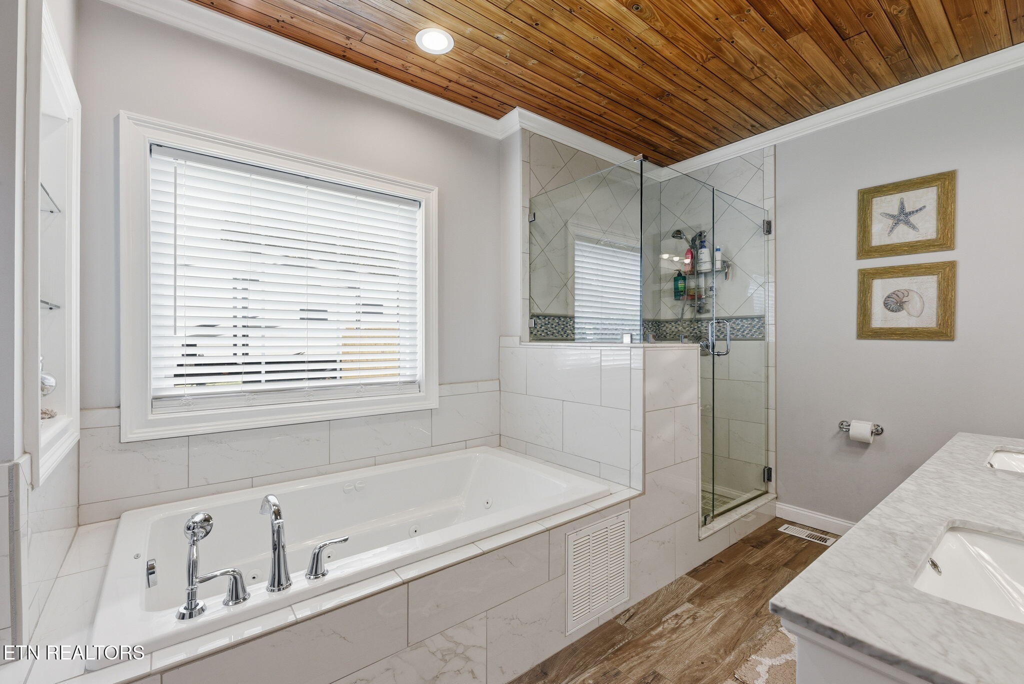 112 Rutherford Court Clinton TN 37716