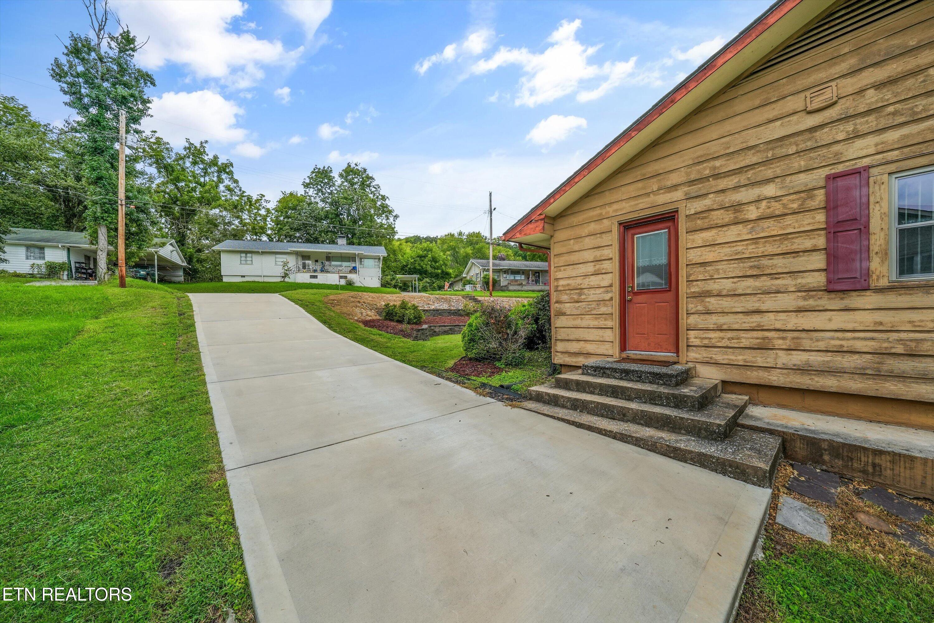 109 Cahill Lane Oak Ridge TN 37830