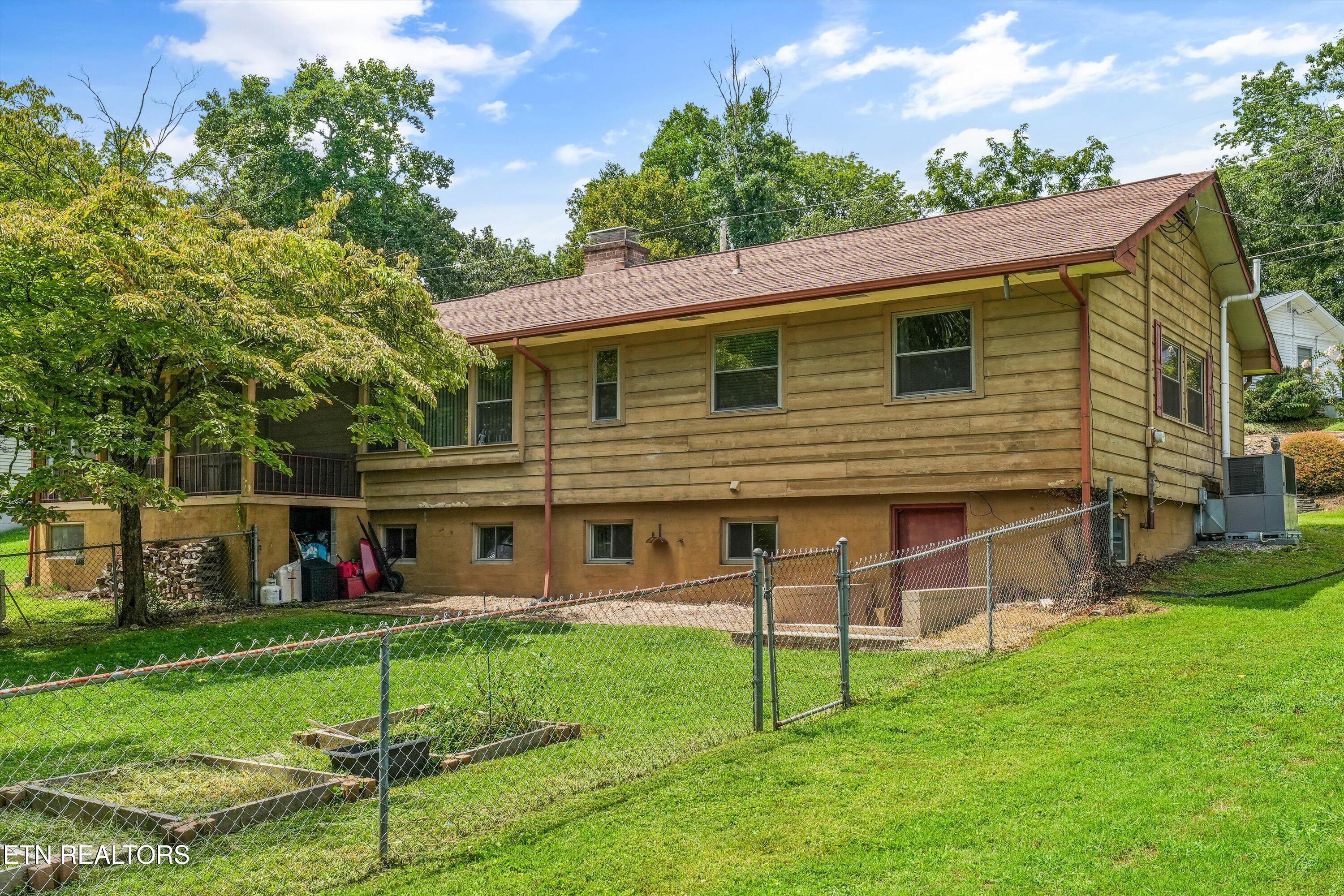109 Cahill Lane Oak Ridge TN 37830