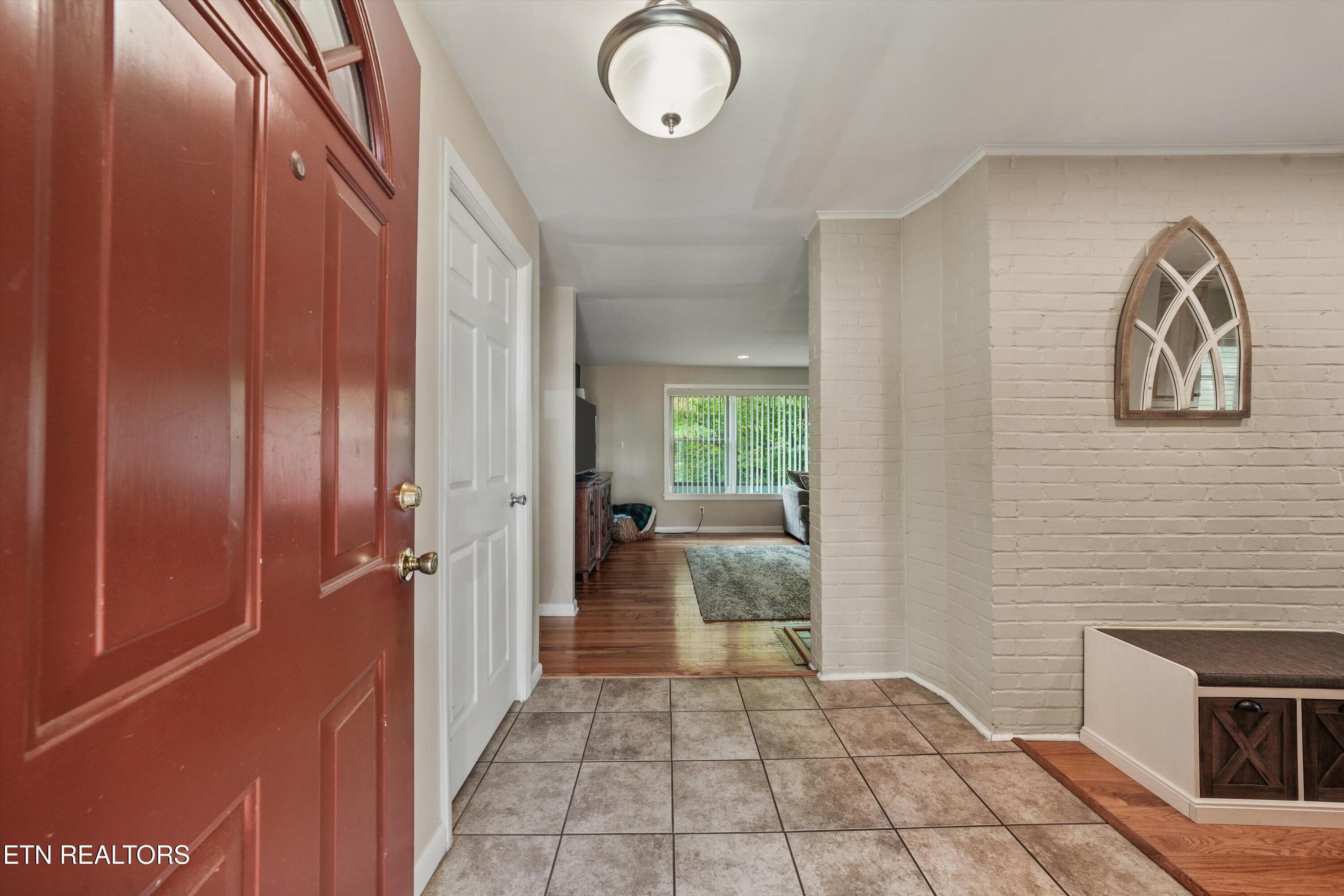 109 Cahill Lane Oak Ridge TN 37830