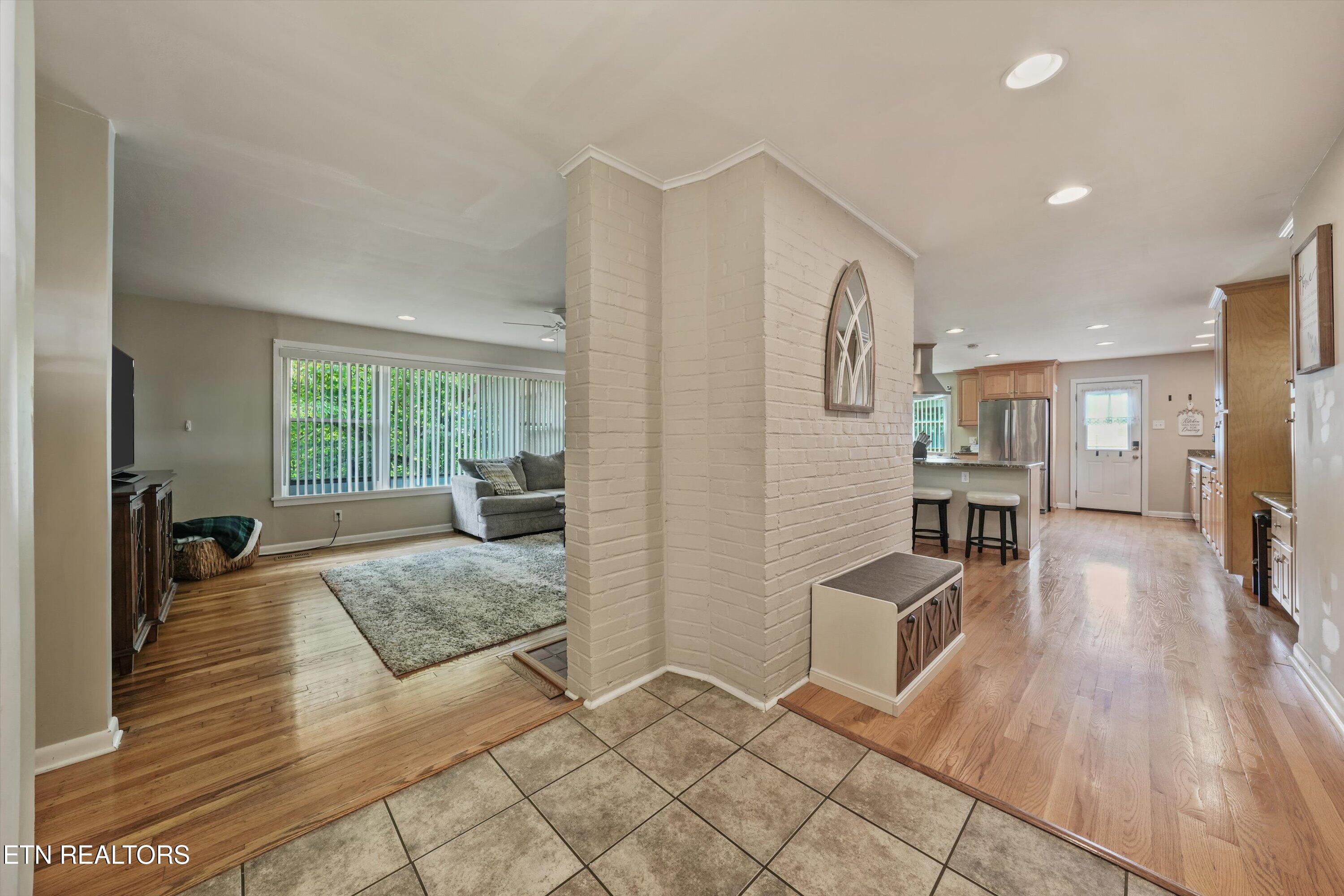 109 Cahill Lane Oak Ridge TN 37830