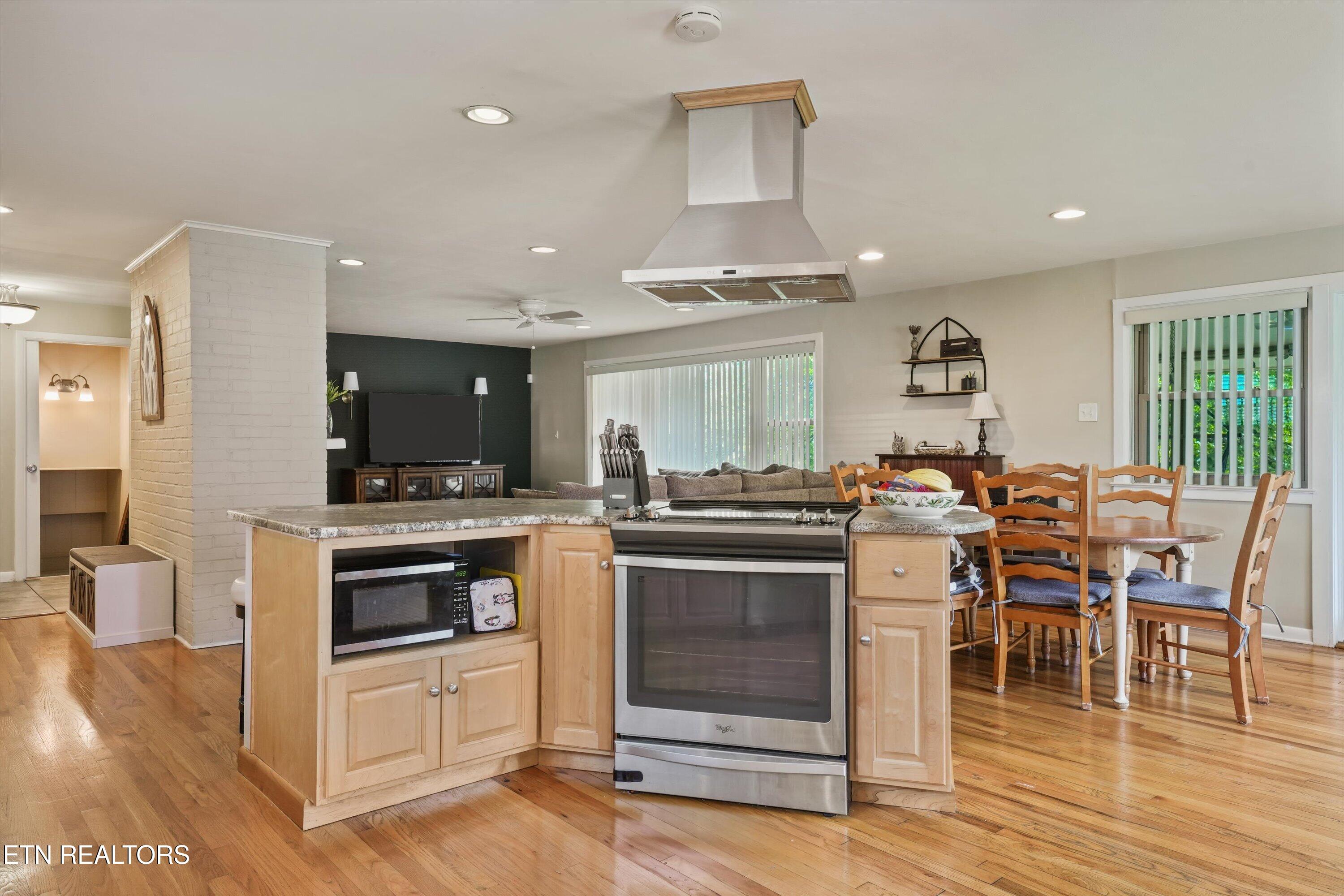 109 Cahill Lane Oak Ridge TN 37830