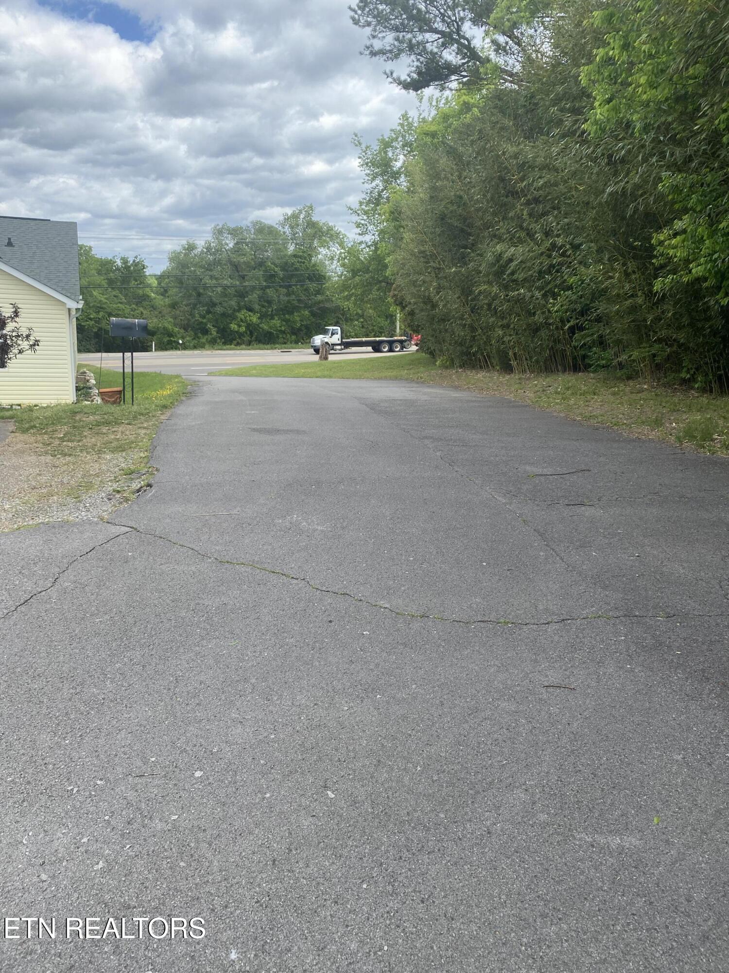 1906 W Lamar Alexander Parkway Maryville TN 37801