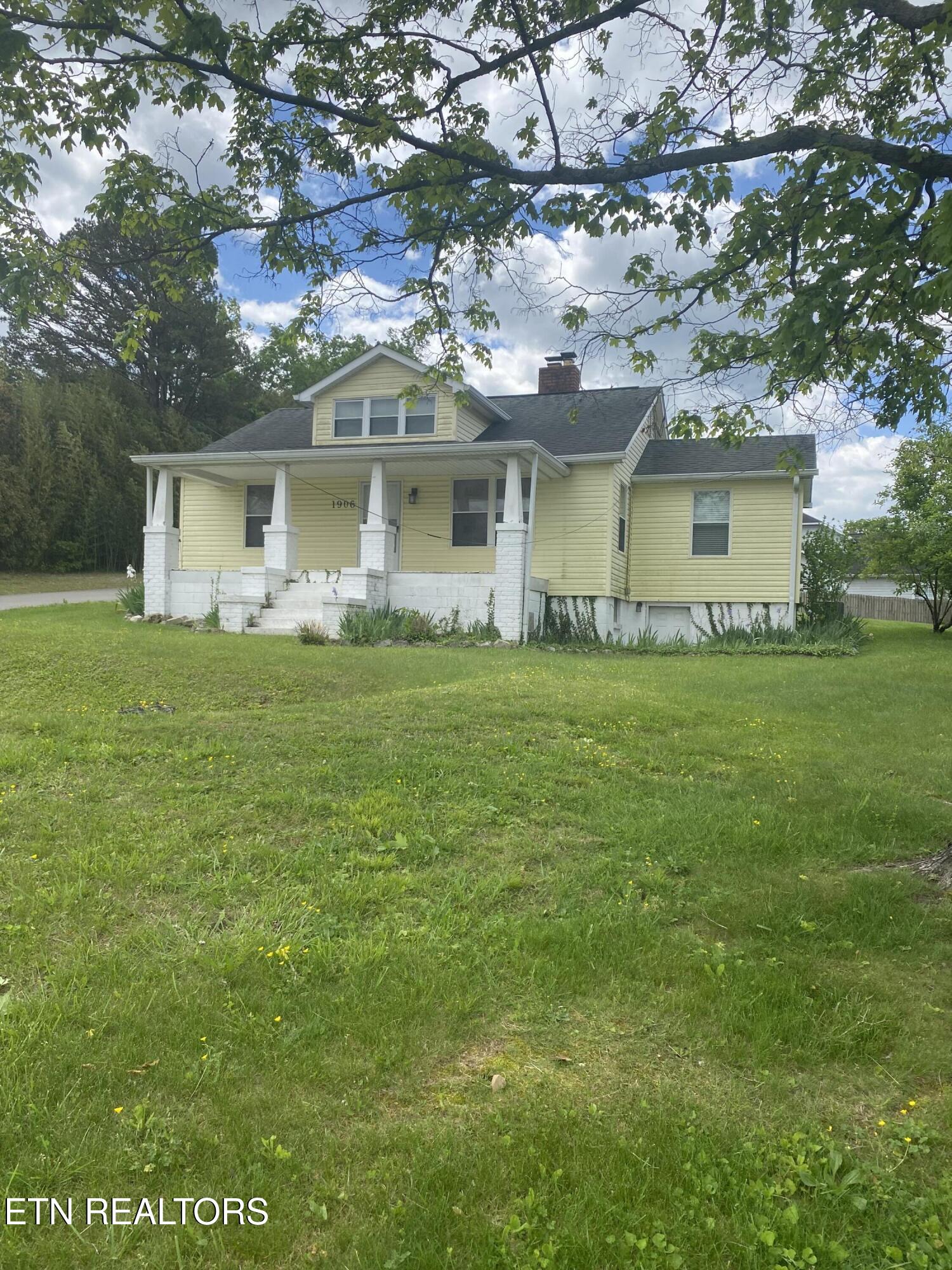 1906 W Lamar Alexander Parkway Maryville TN 37801