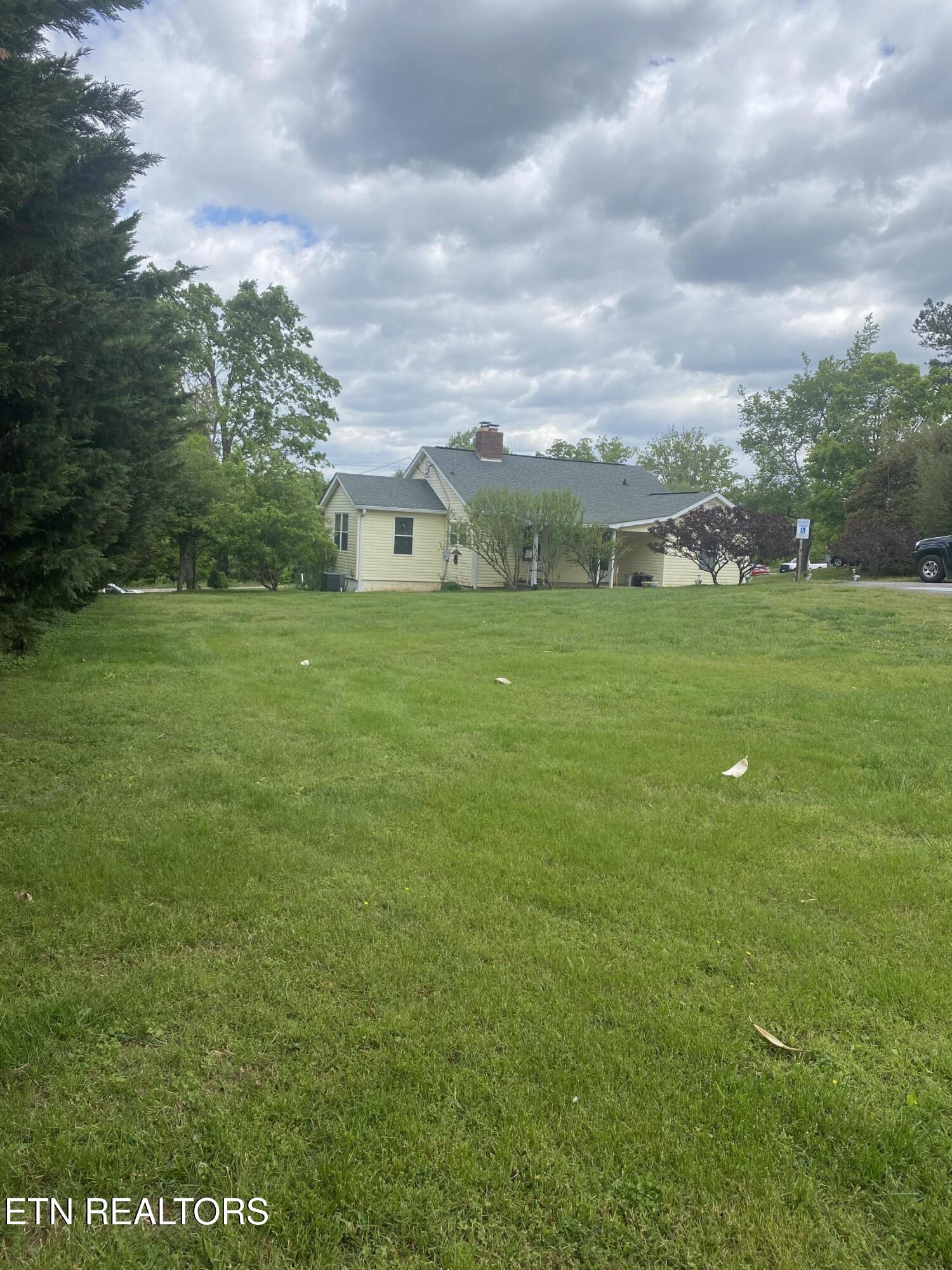 1906 W Lamar Alexander Parkway Maryville TN 37801