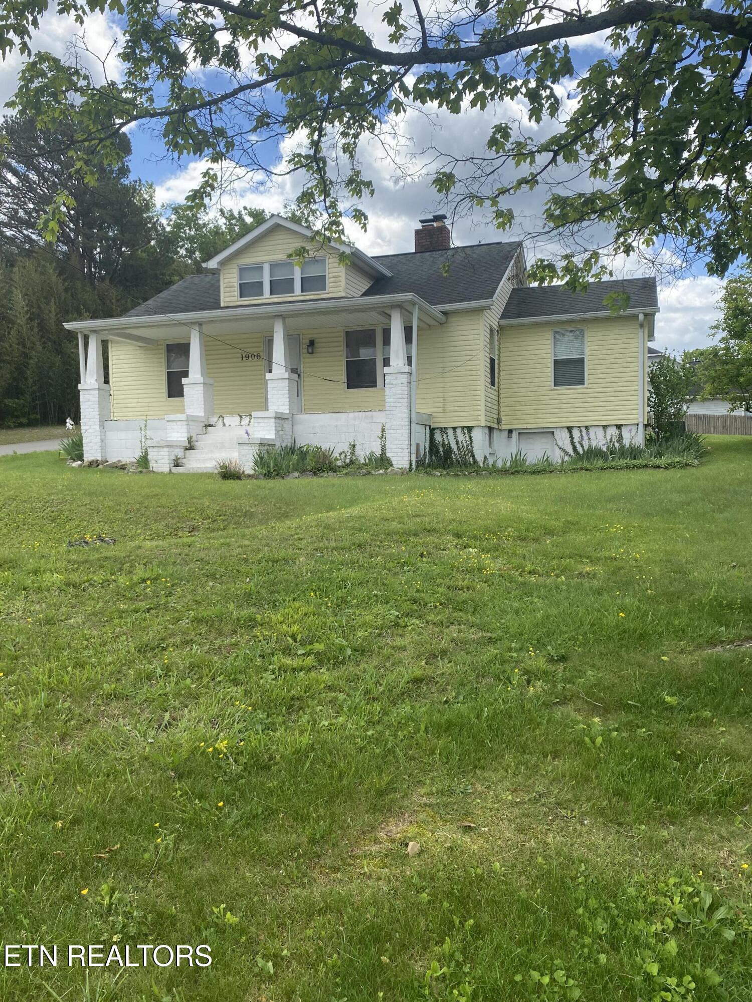 1906 W Lamar Alexander Parkway Maryville TN 37801