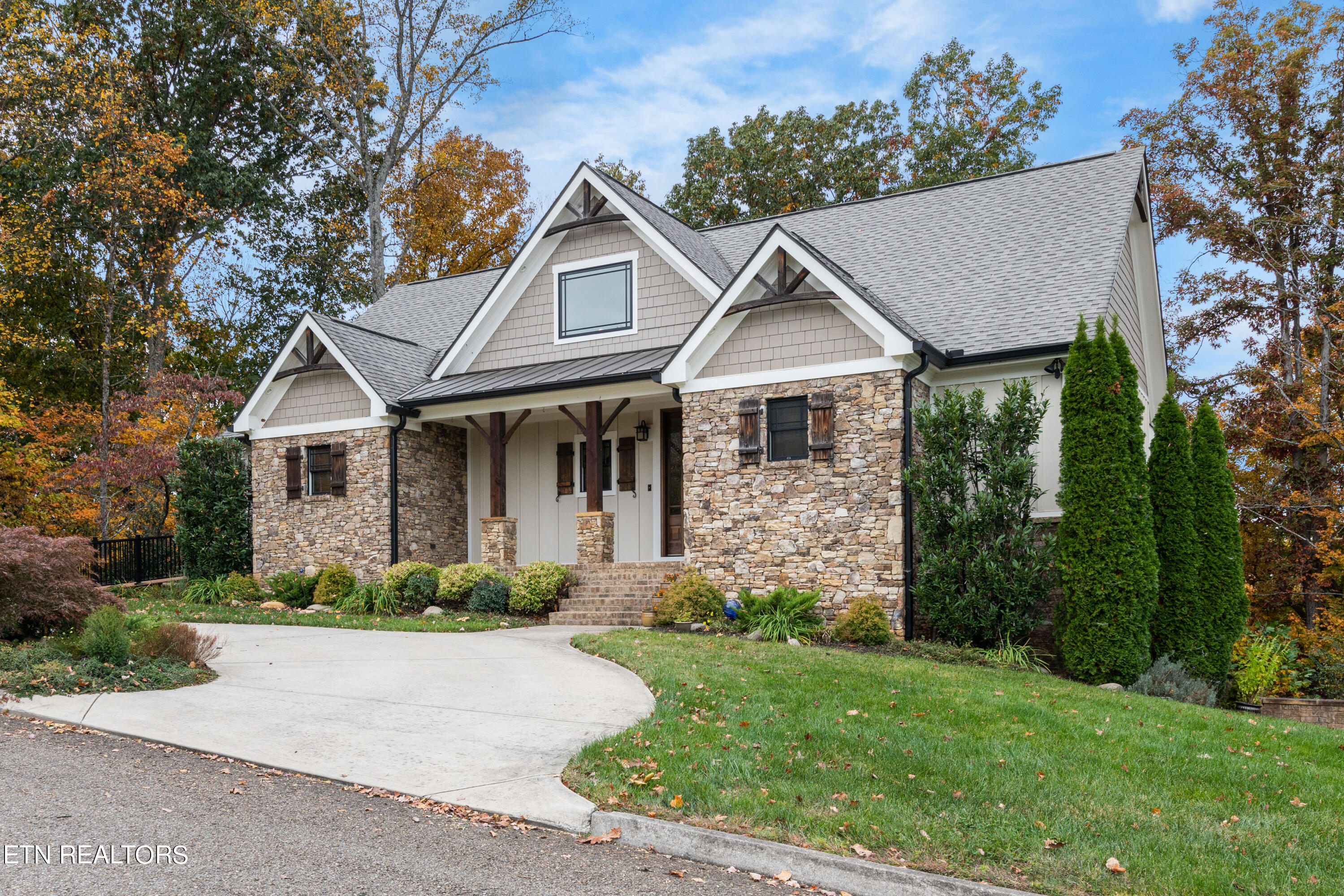 1337 Rudder Oaks Way Knoxville TN 37919