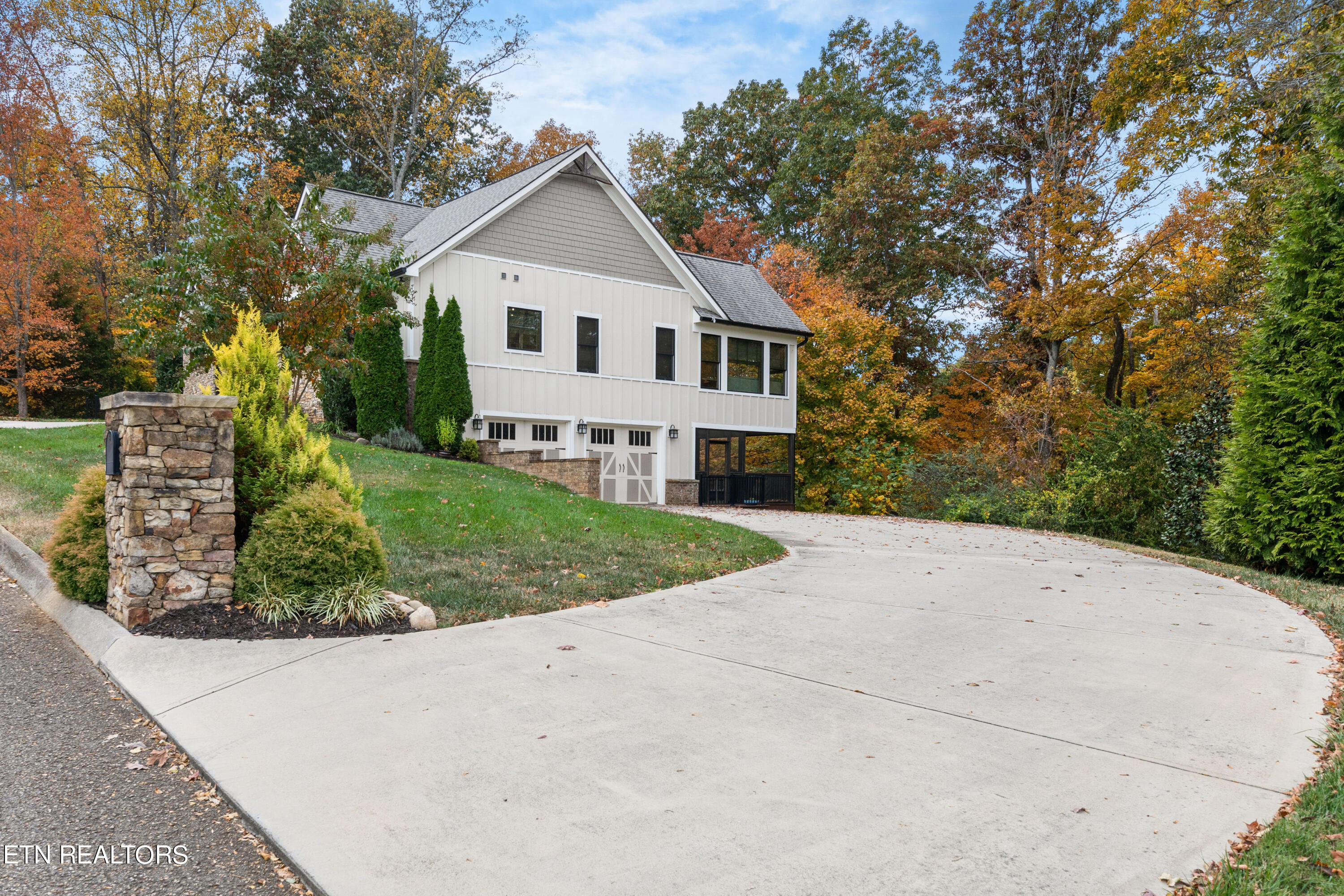 1337 Rudder Oaks Way Knoxville TN 37919
