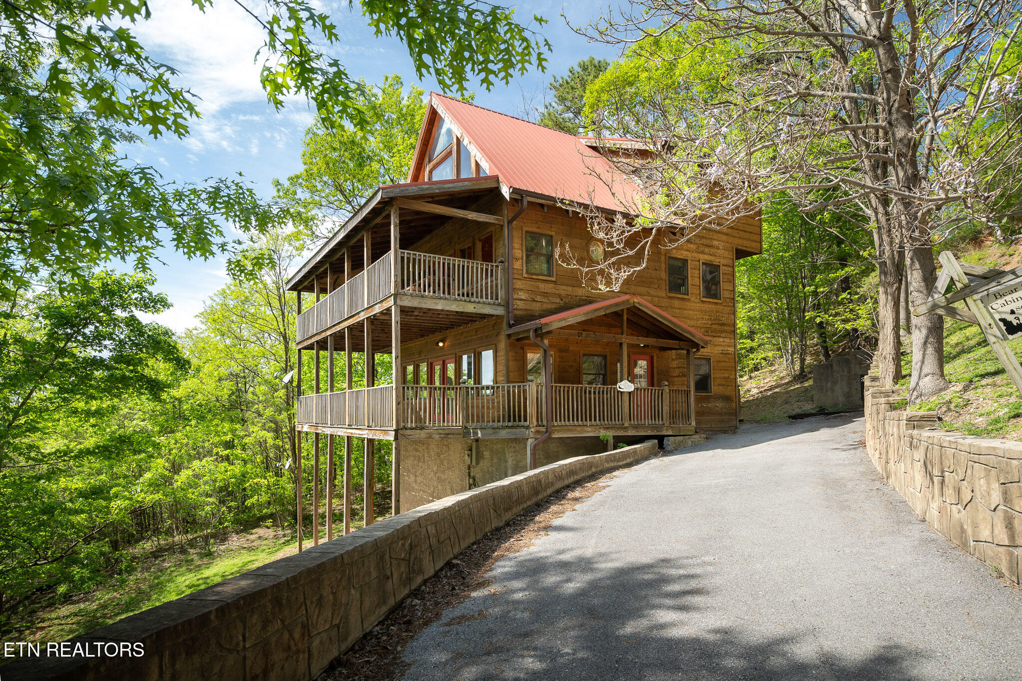 3129 Smokies Edge Road Sevierville TN 37862
