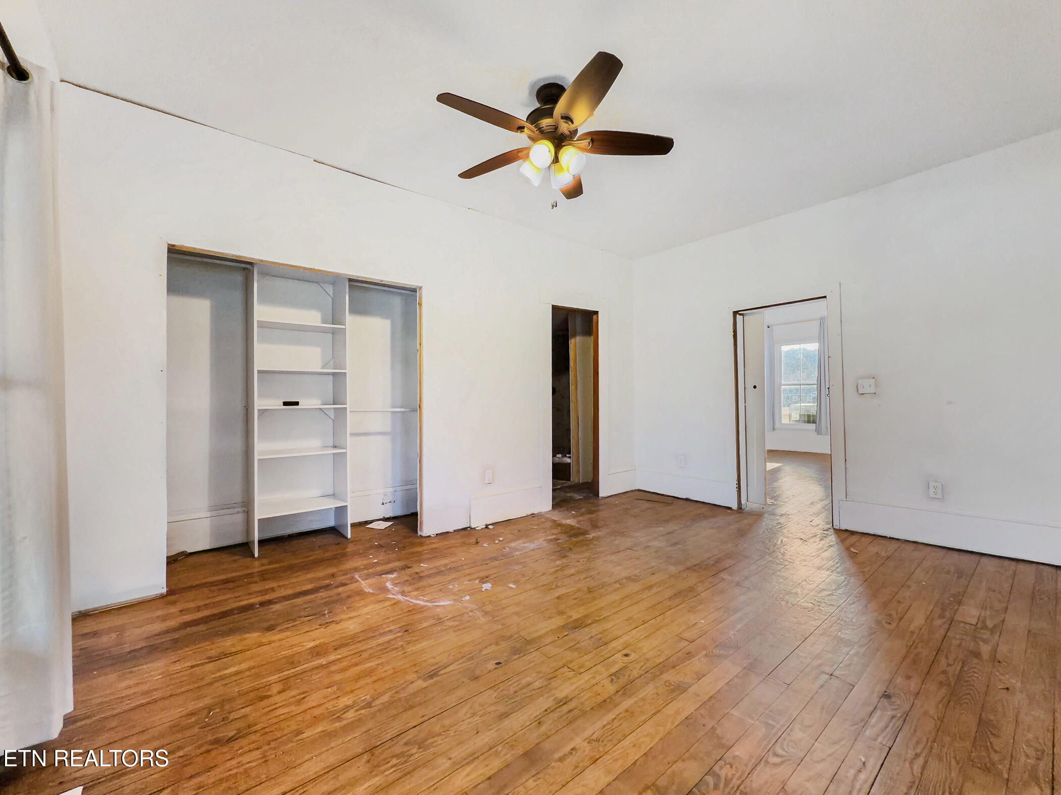 112 N Farnum Street Friendsville TN 37737