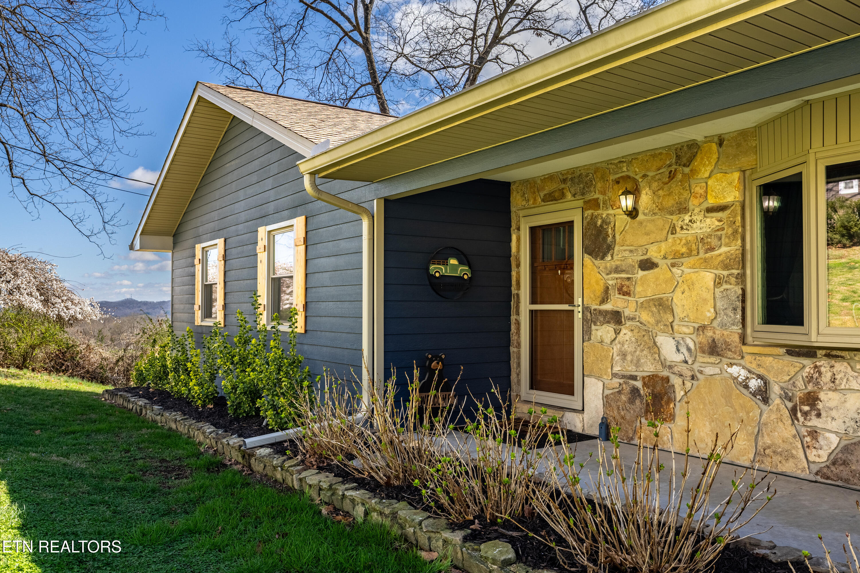 107 Timbercrest Lane Clinton TN 37716