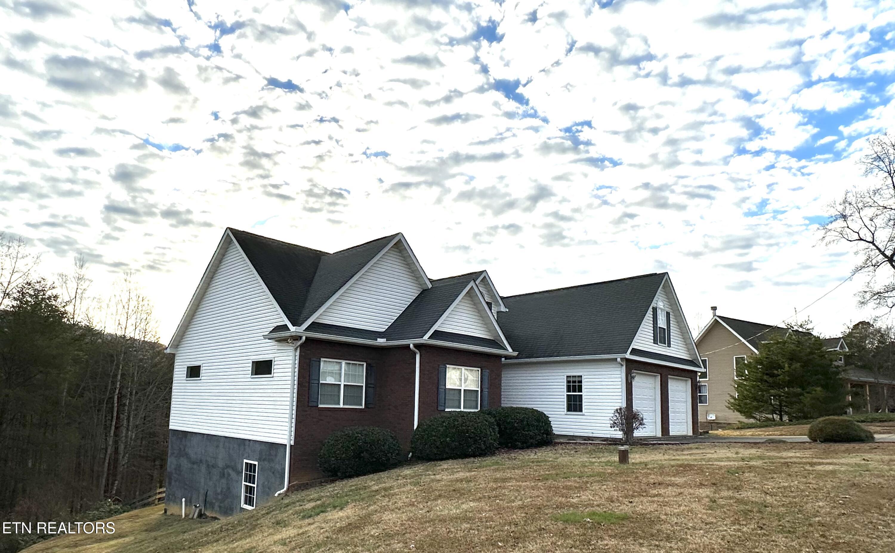144 Burning Oaks Dr. Drive Sevierville TN 37876