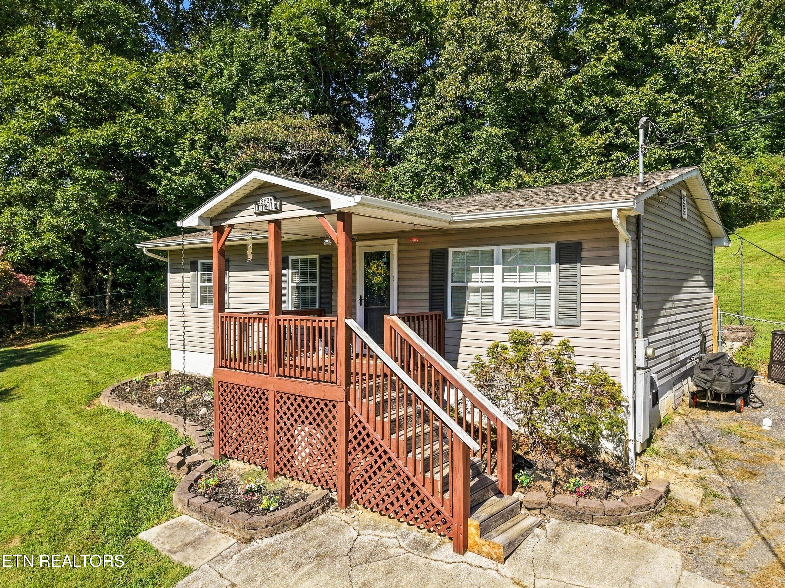 5628 W Luttrell Road Knoxville TN 37918
