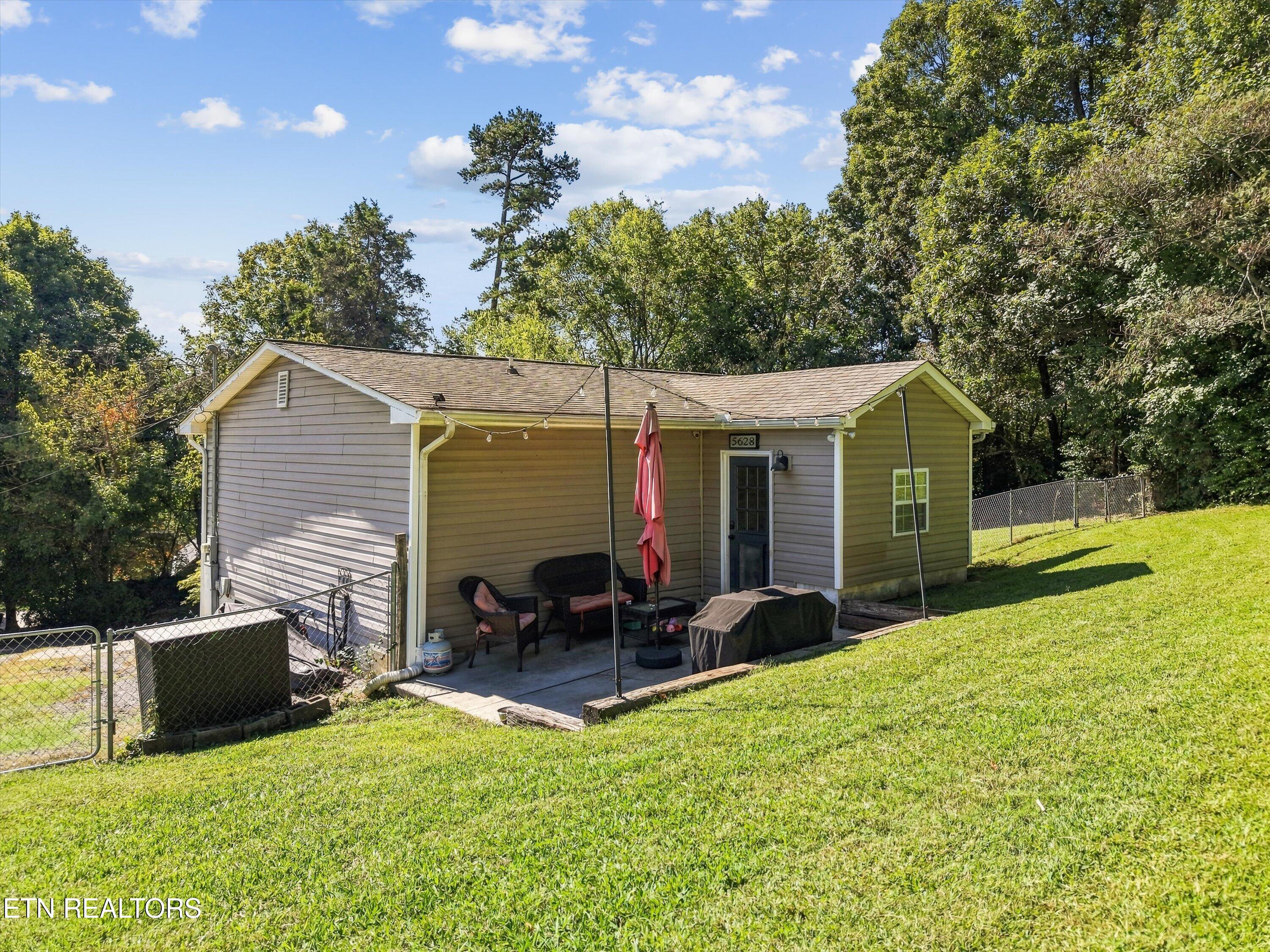 5628 W Luttrell Road Knoxville TN 37918