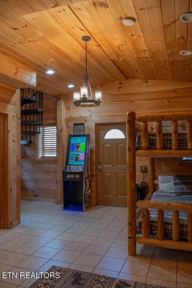 3046 Engle Town Road Pigeon Forge TN 37862
