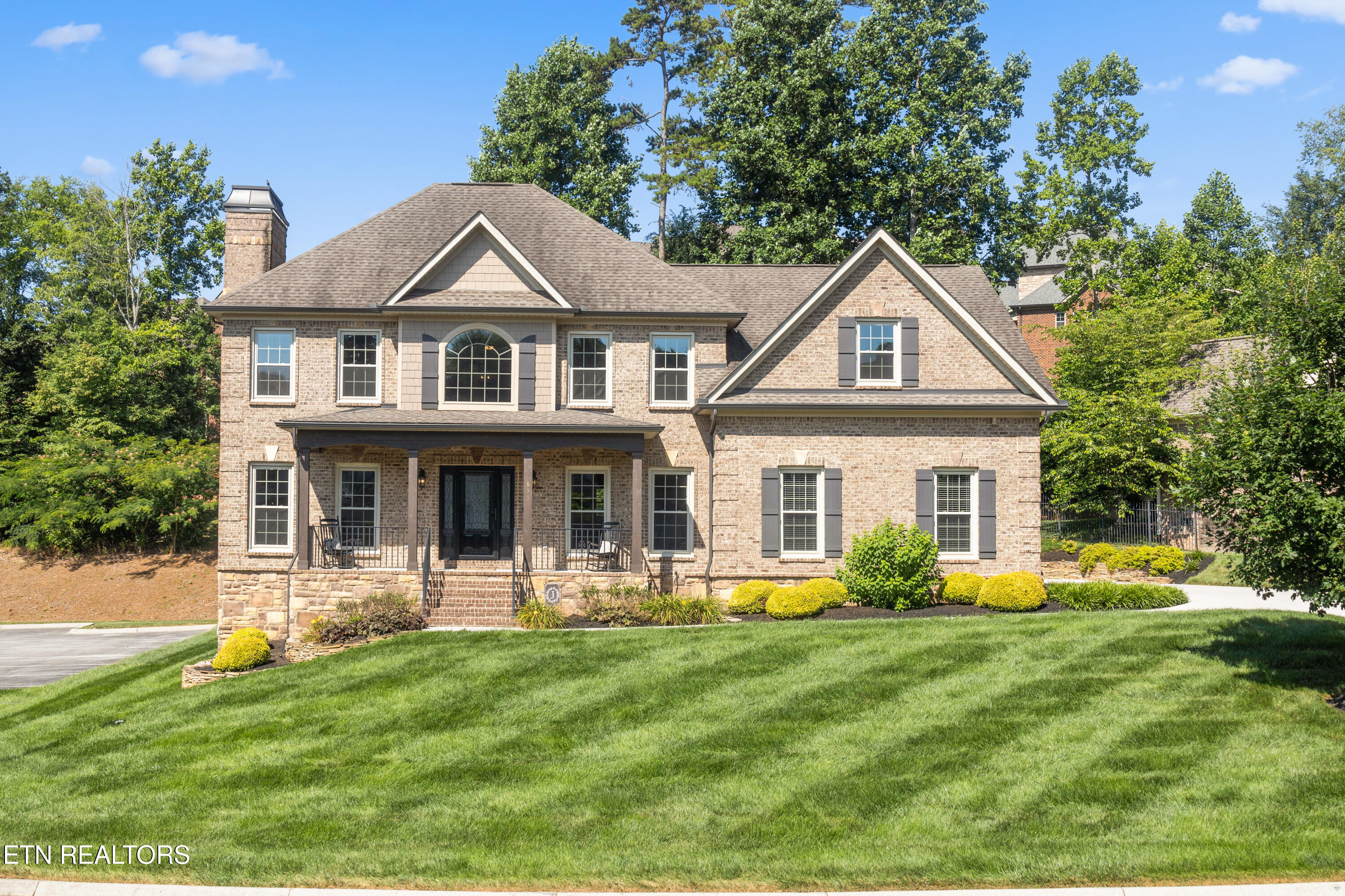 633 Oak Cove Lane Knoxville TN 37922