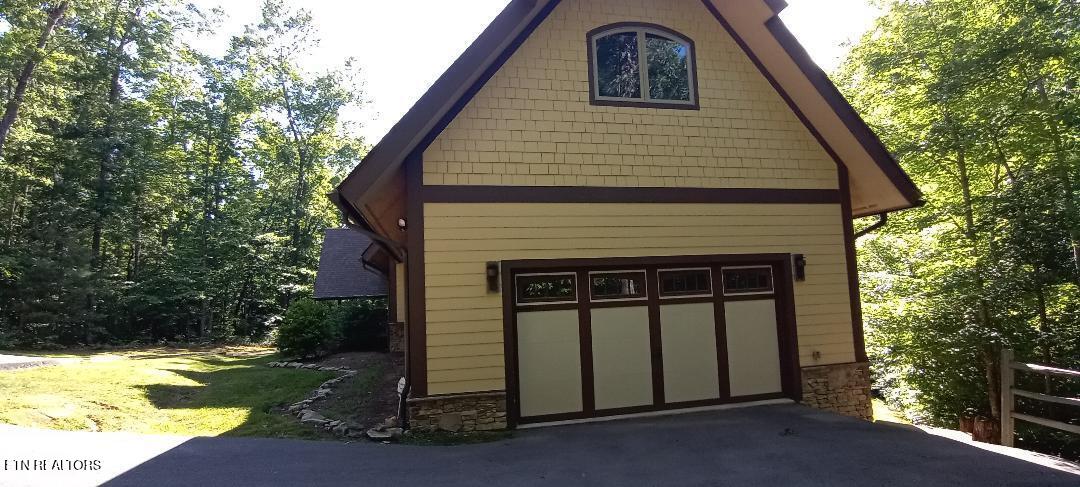 440 Falls Lane Oneida TN 37841