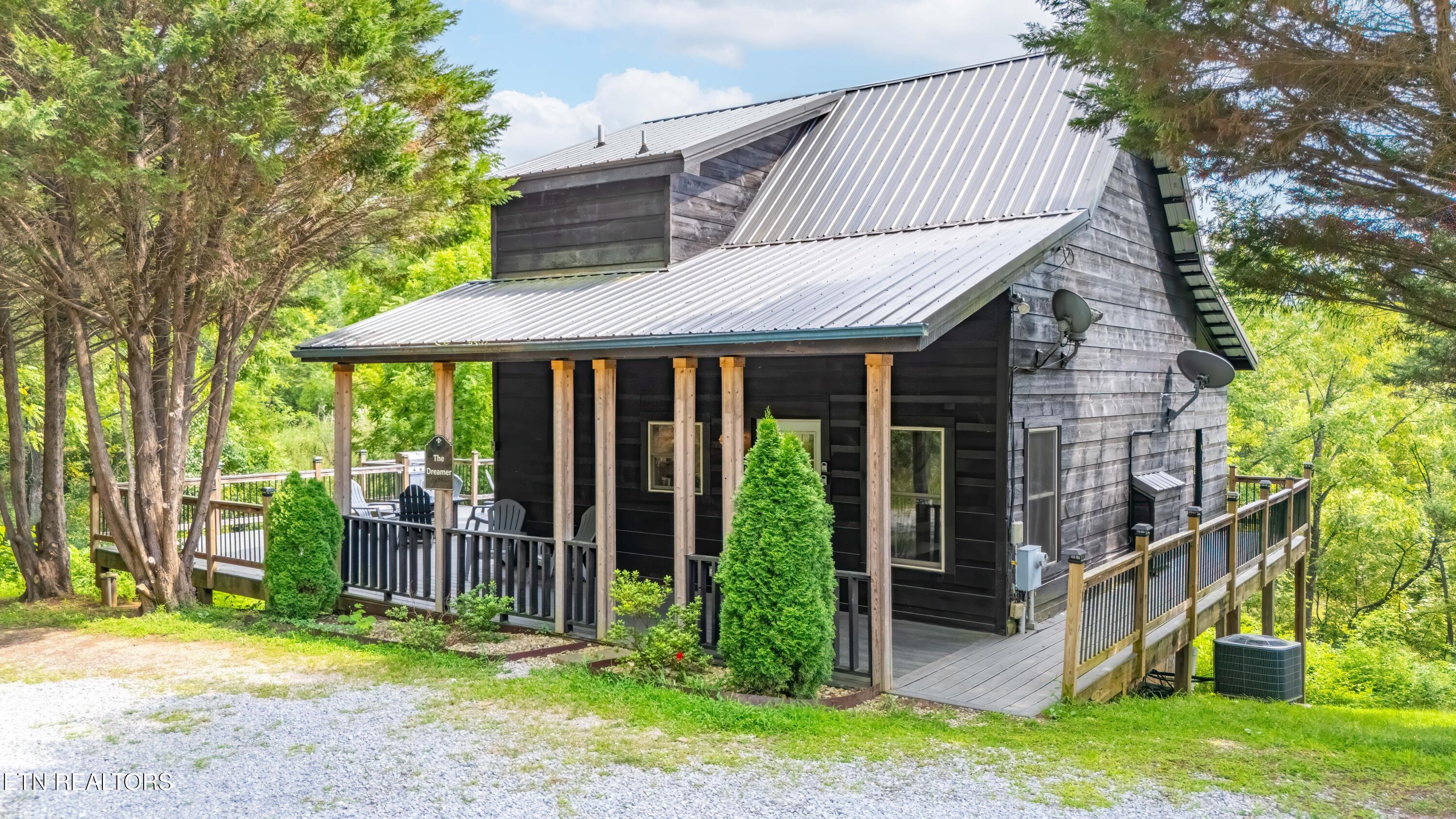 1805 Shady Grove Road Sevierville TN 37876