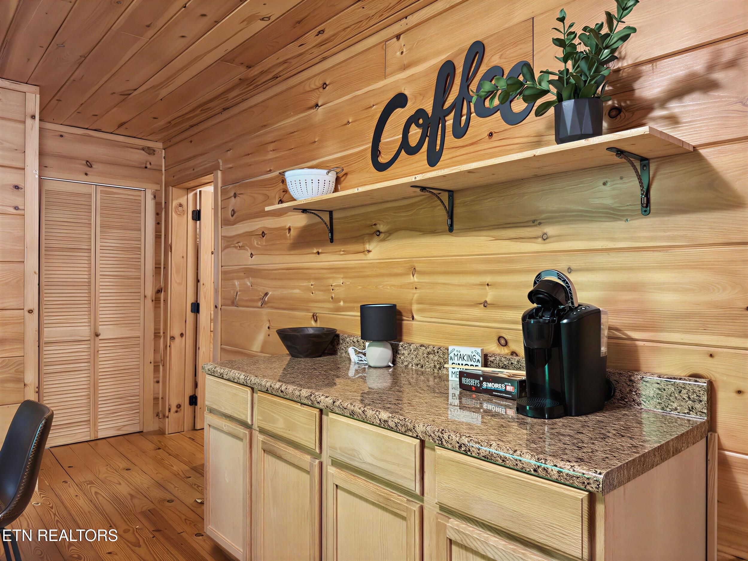 3616 Henry Town Road Sevierville TN 37876
