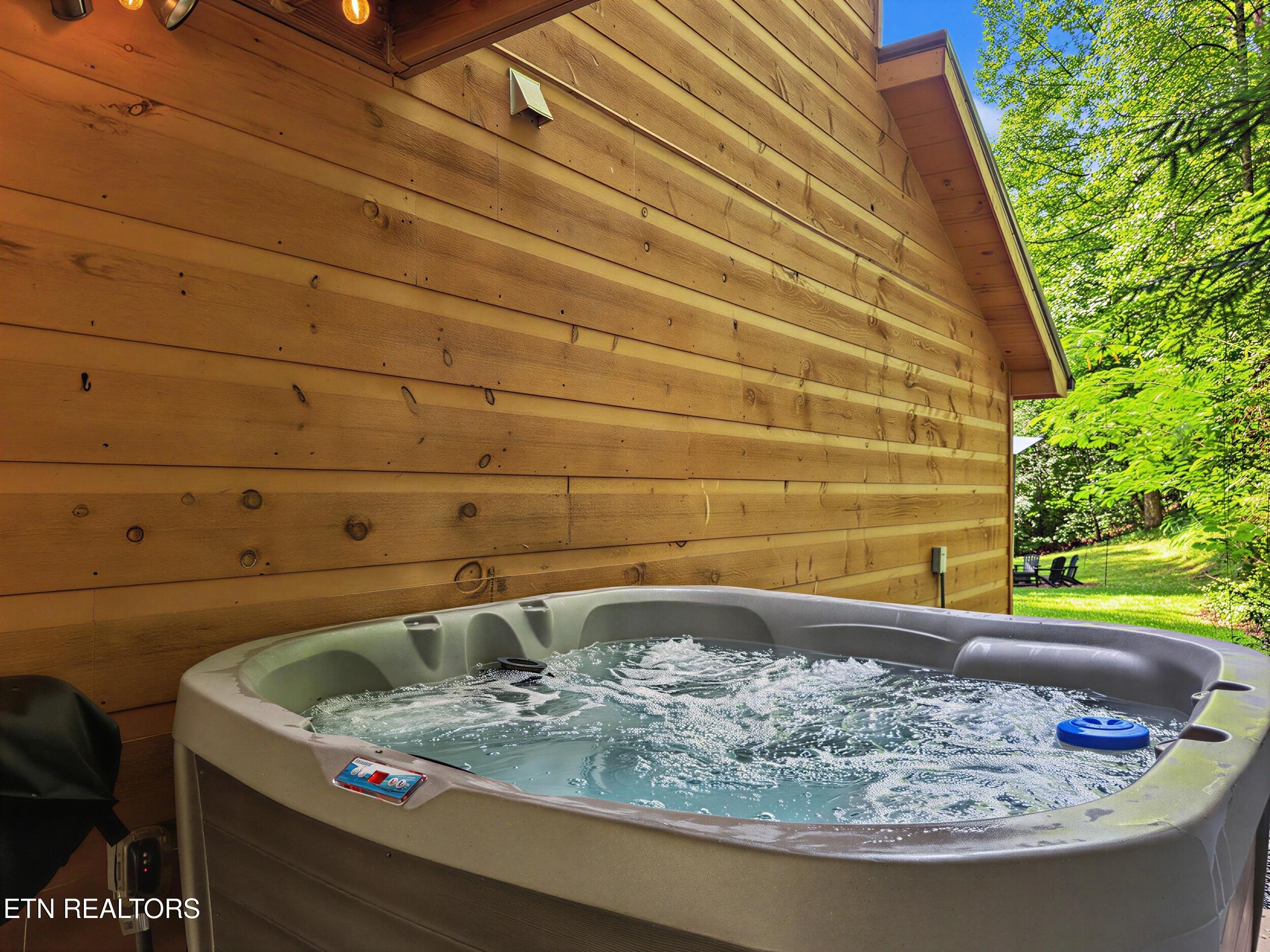 3616 Henry Town Road Sevierville TN 37876