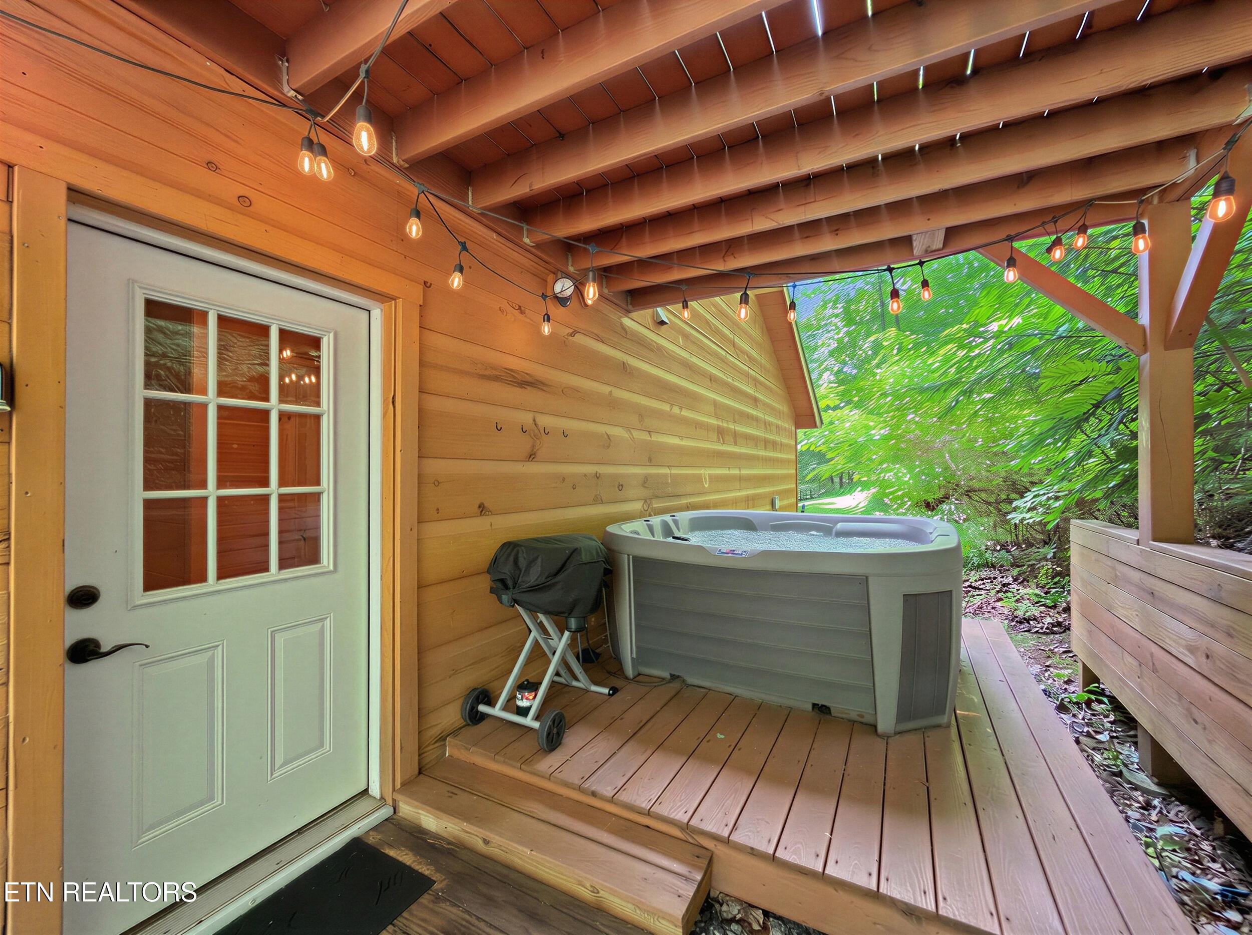 3616 Henry Town Road Sevierville TN 37876